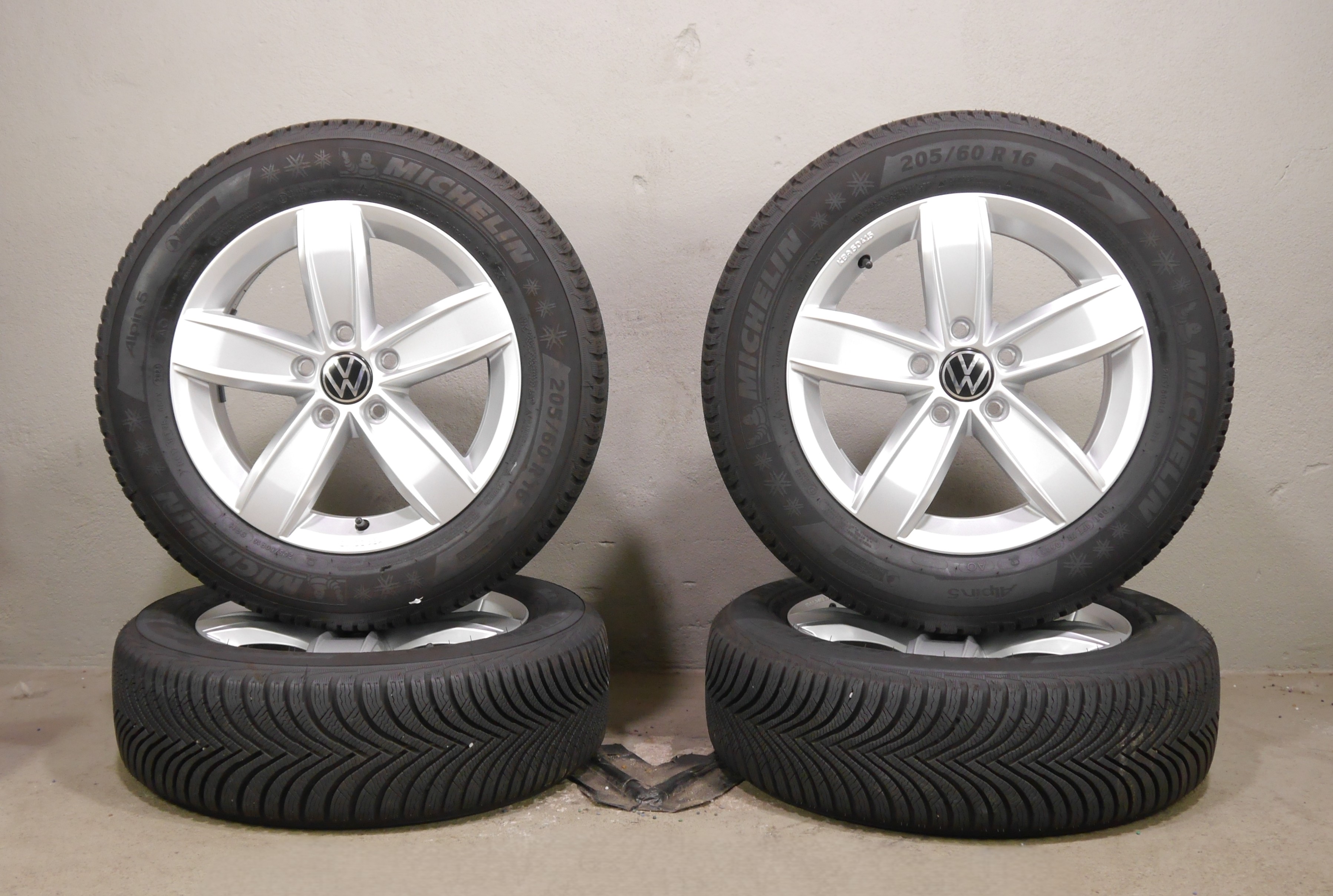 VW T-ROC Alurad – Winter 215/55 R17 94V – 2GA071496A