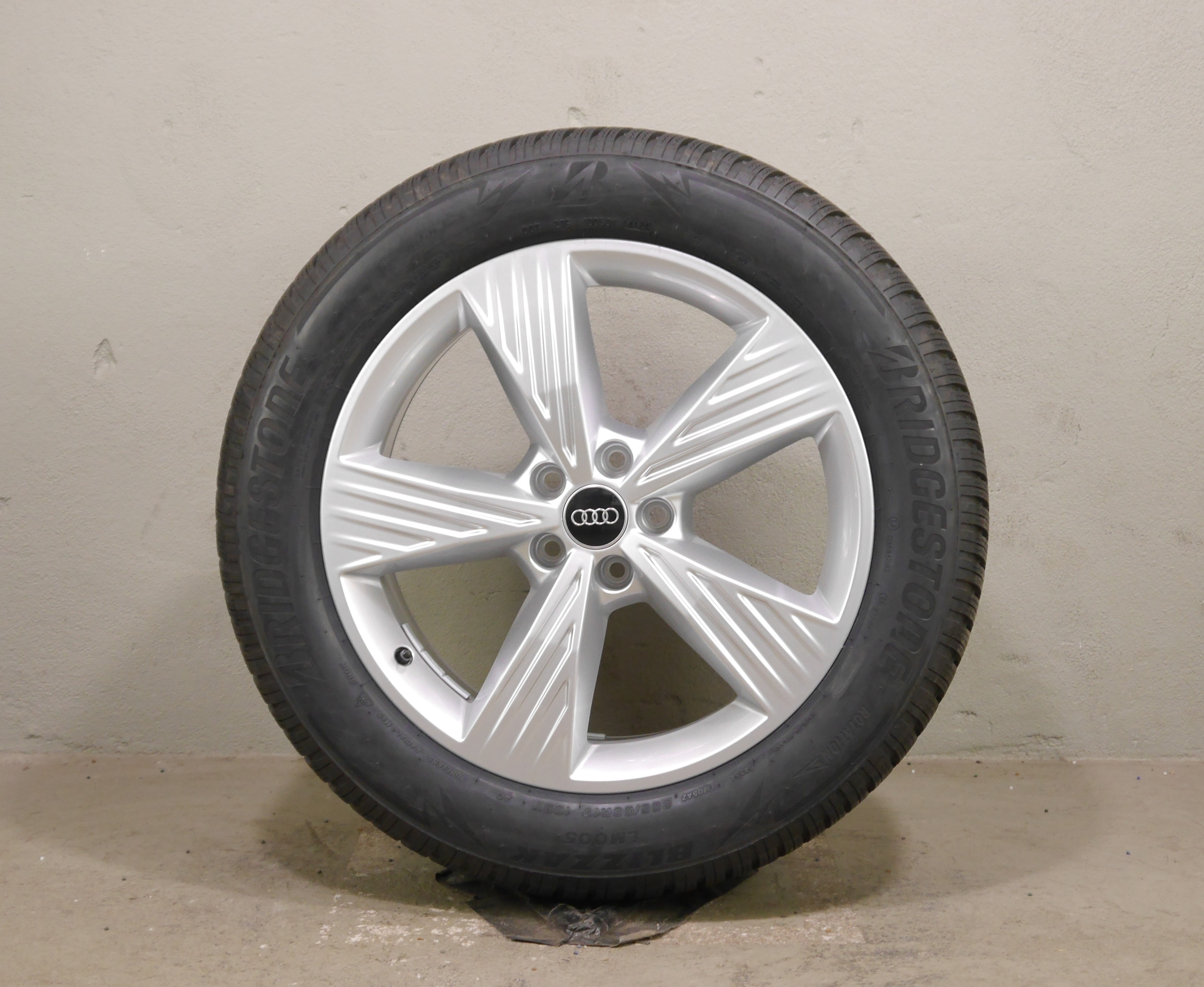 Audi Q4 e-tron Aluradsatz – Winter 235/55 R19 101T, 255/50 R19 103T 89A601025AM