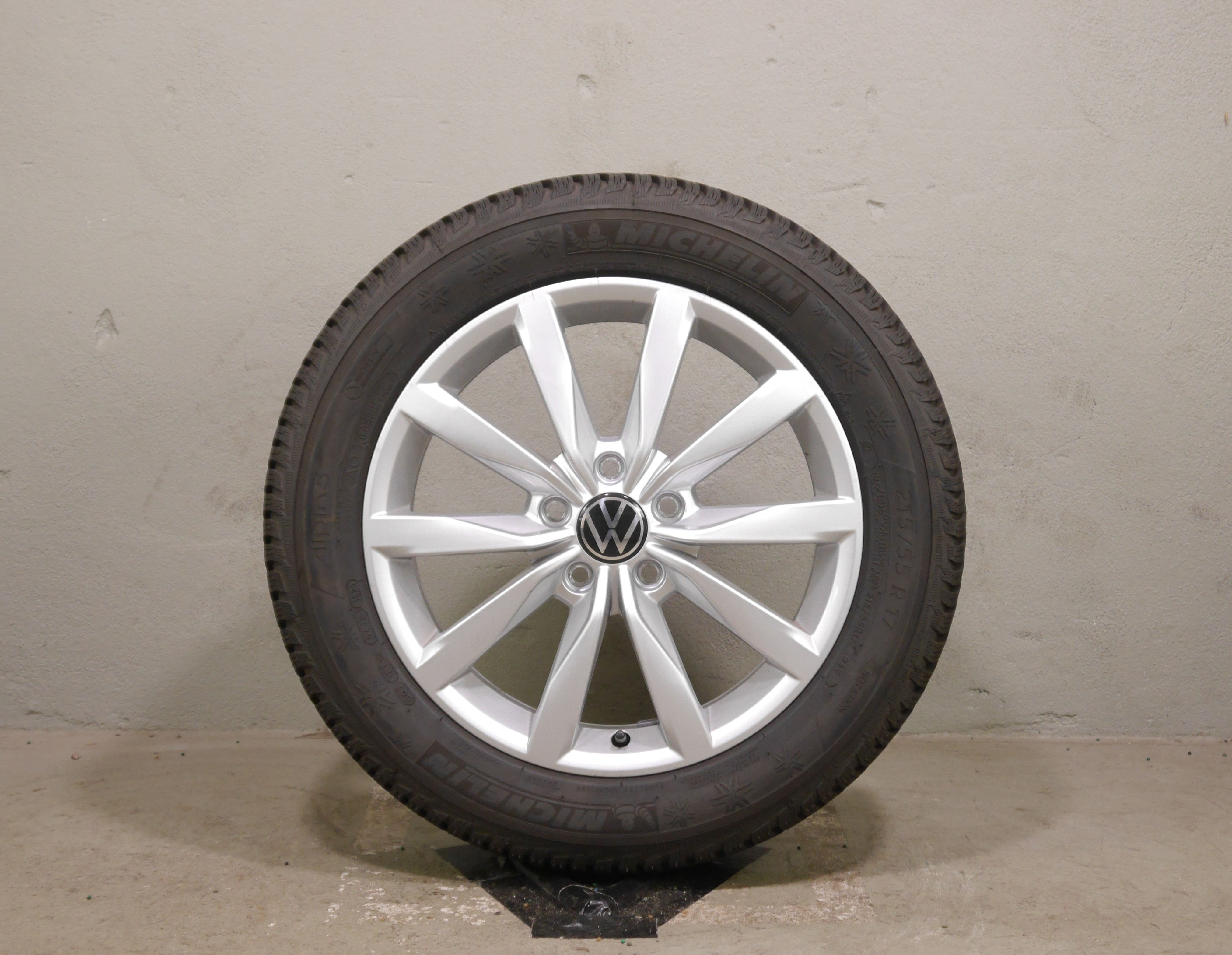 Volkswagen T-ROC Aluradsatz - Winter 215/55 R17 94V  5G0601025K