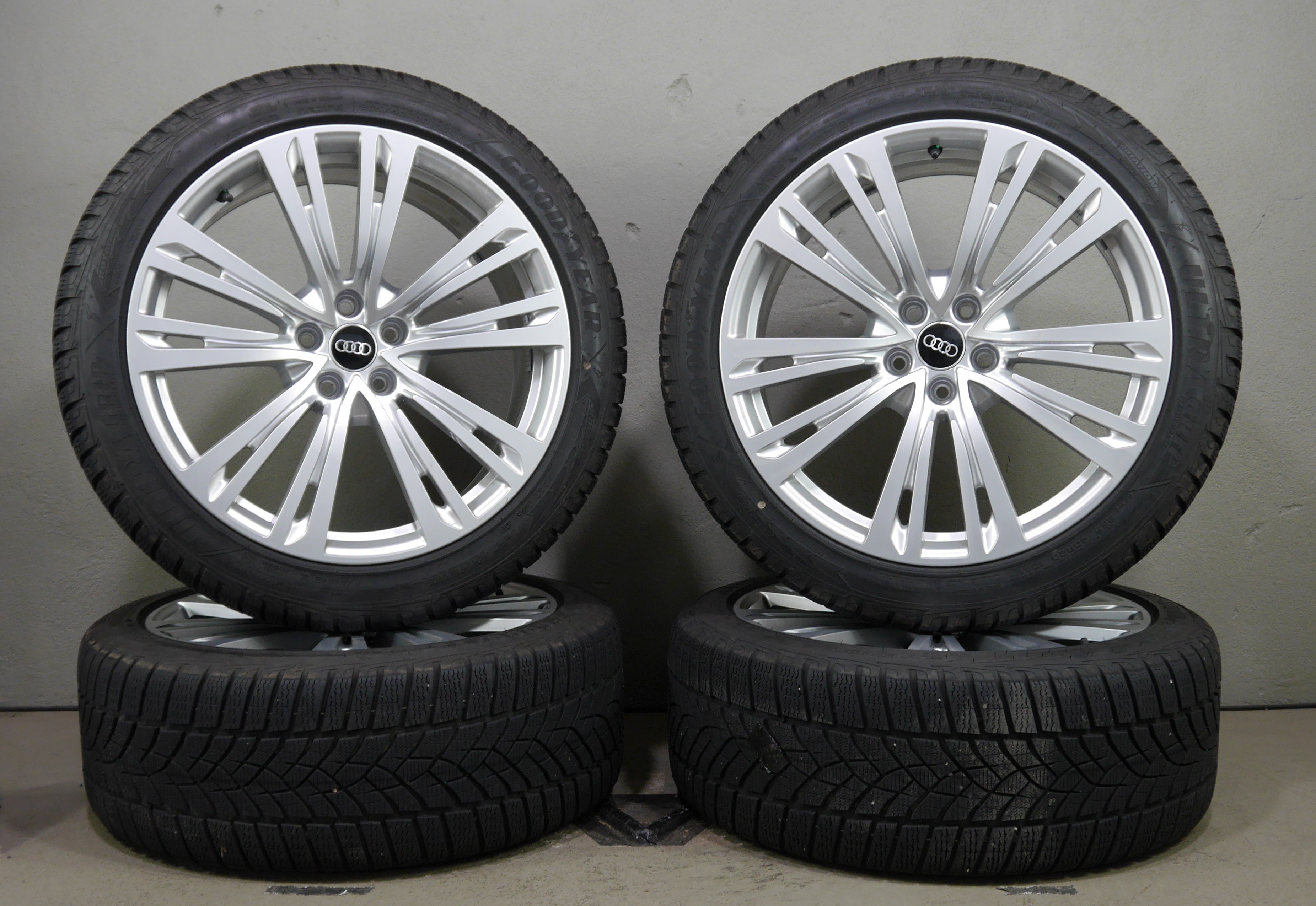 Audi A8 Aluradsatz – Winter 265/40 R20 104V – 4N0601025Q