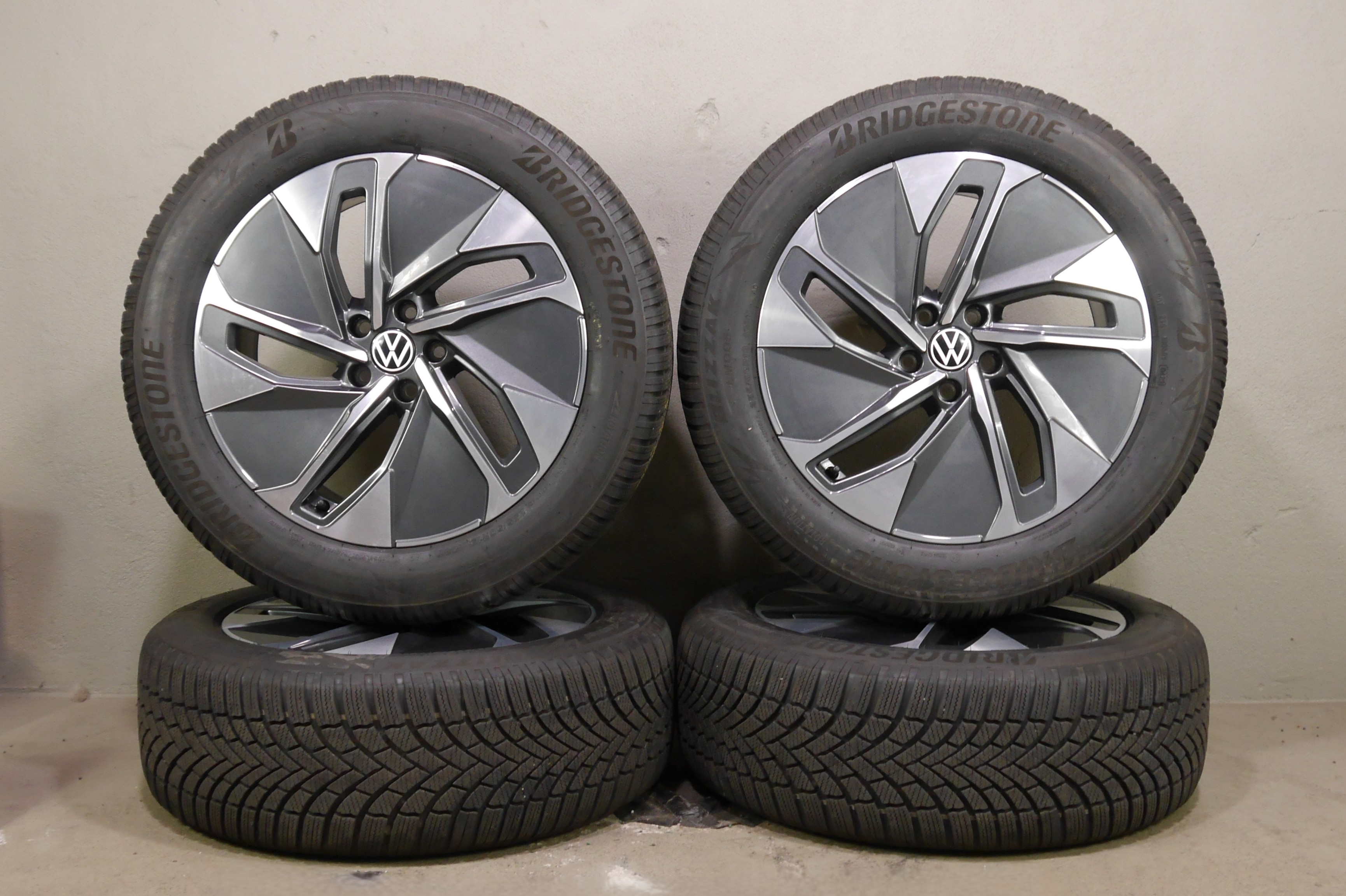 VW ID.4/ID.5 (E2) Aluradsatz – Winter 235/55 R19 101T 255/50 R19 103T - 11A601025M