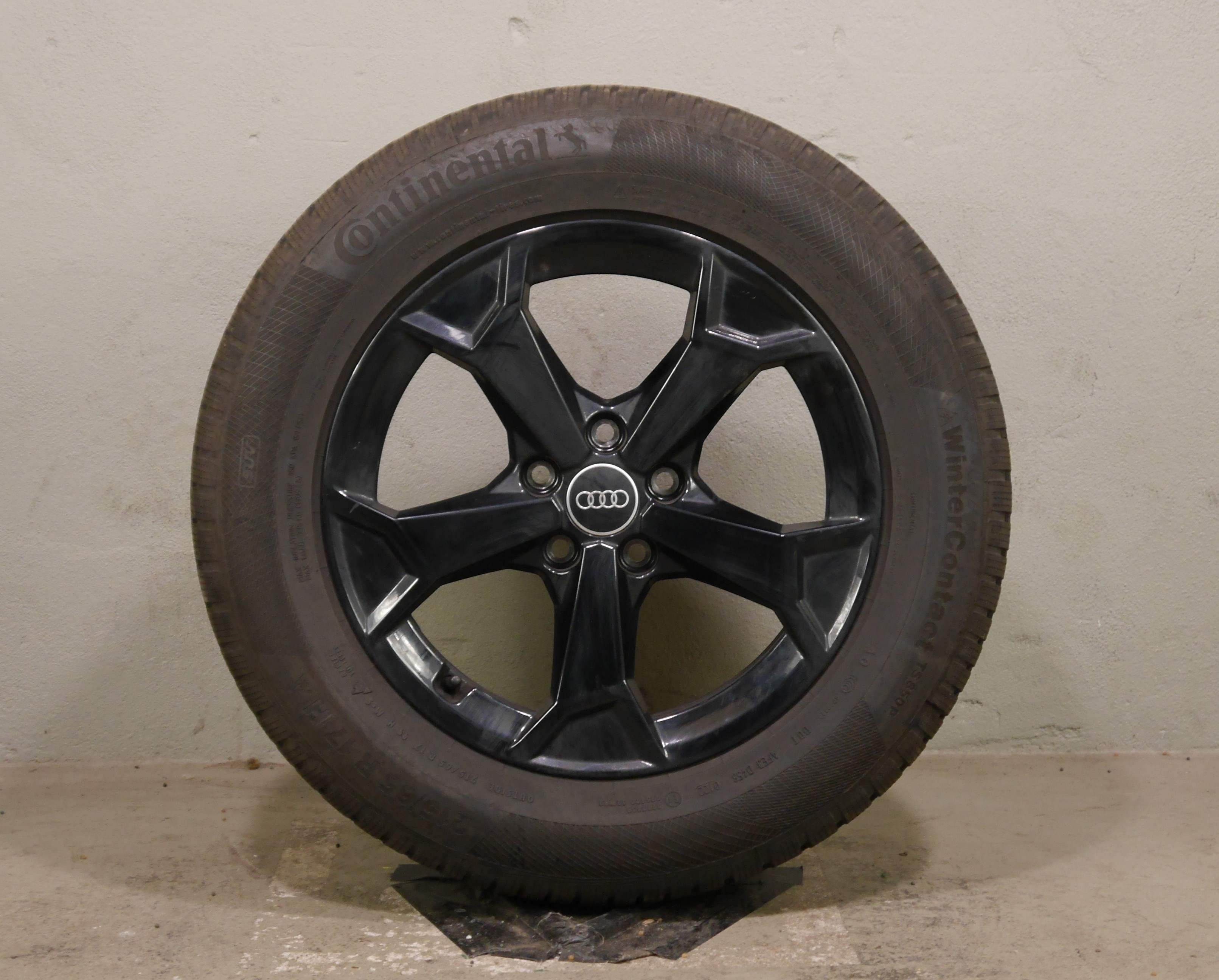 Audi Q3 (F3) Aluradsatz – Winter 215/65 R17 99H (AO) – 83A601025AM