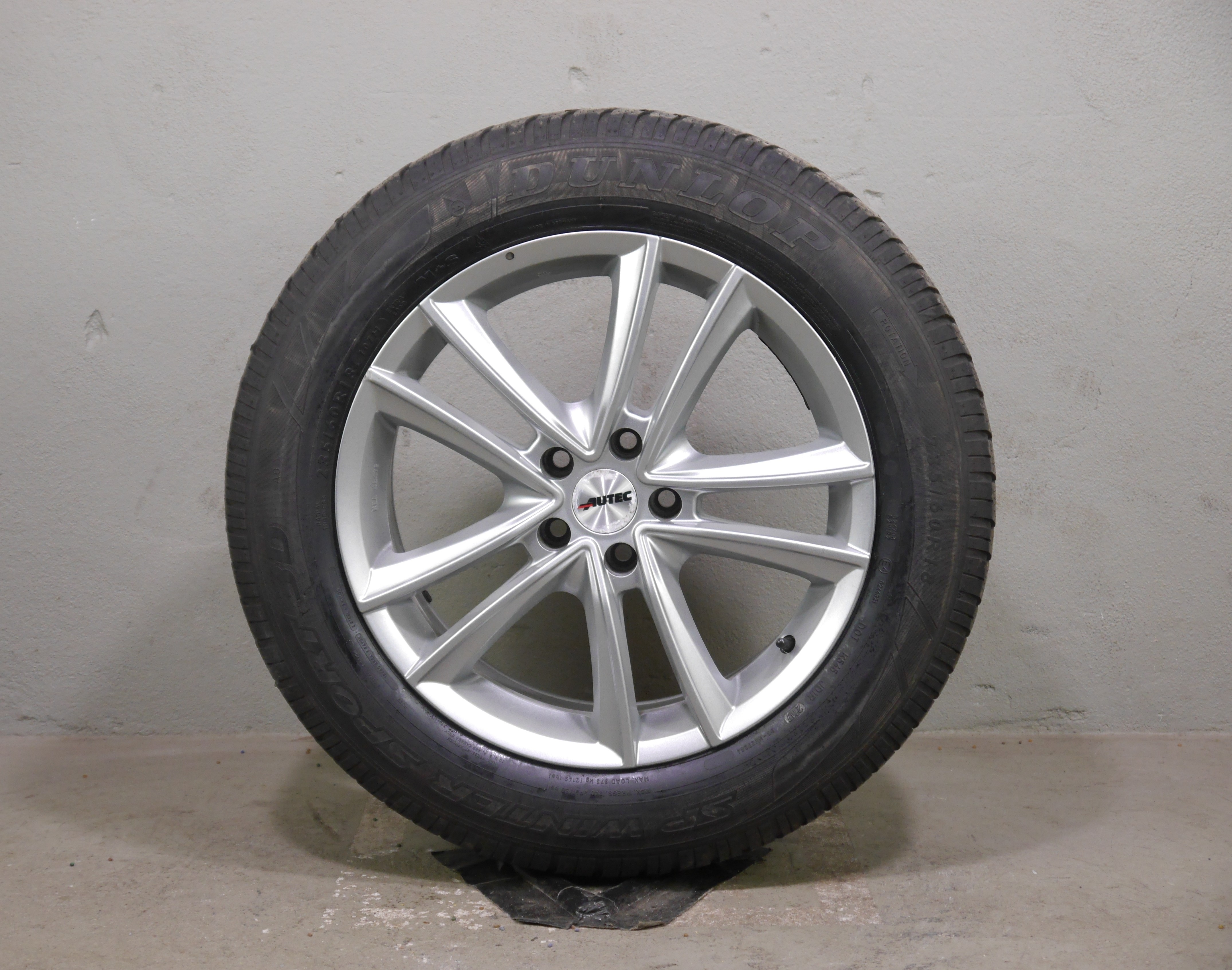 Audi Q5 FY Sportback Aluradsatz – Winter 235/60 R18 107H (AO) – KBA 48476