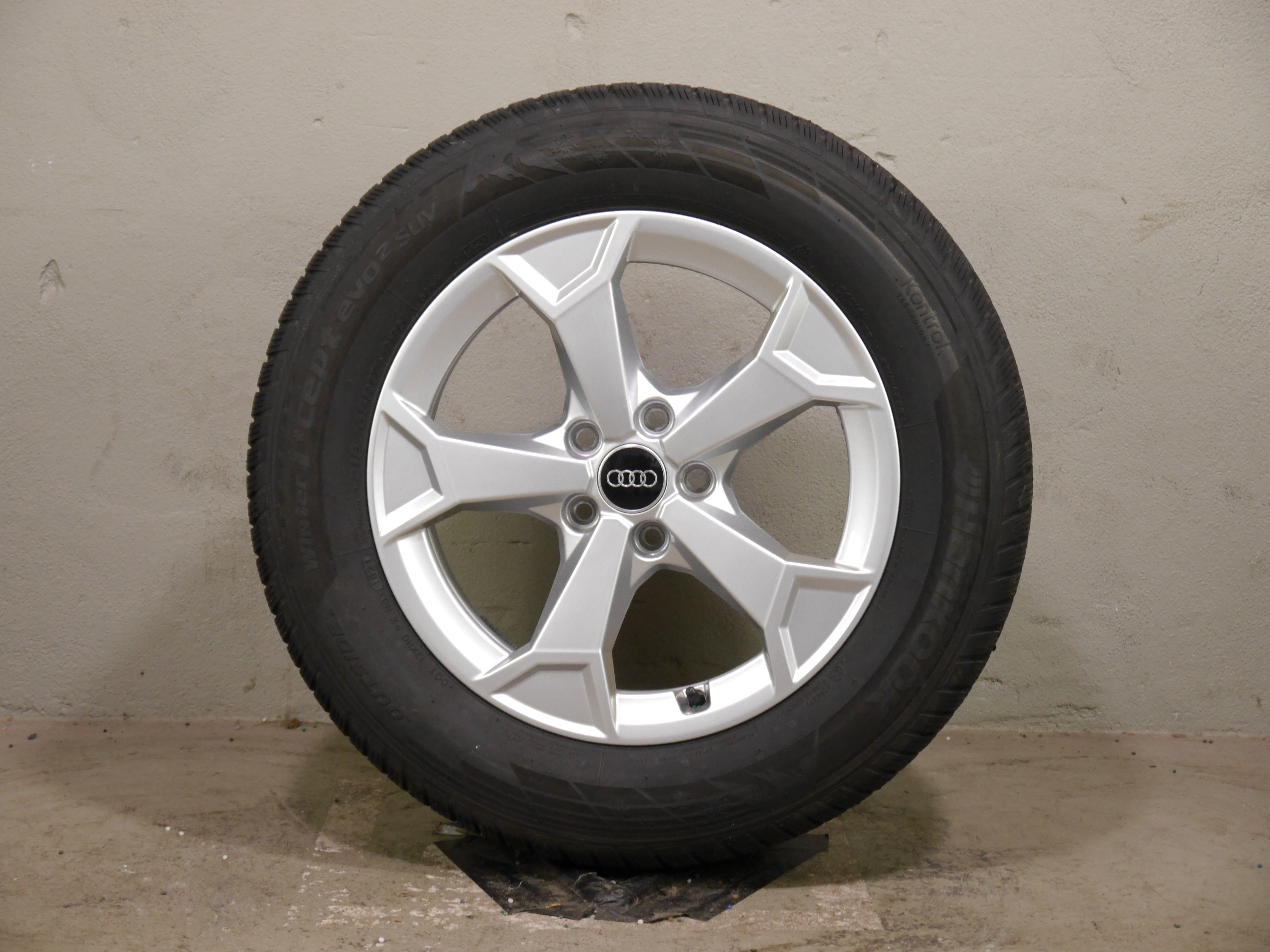 Audi Q3 Aluradsatz – Winter 215/65 R17 99H (AO) – 83A601025AL