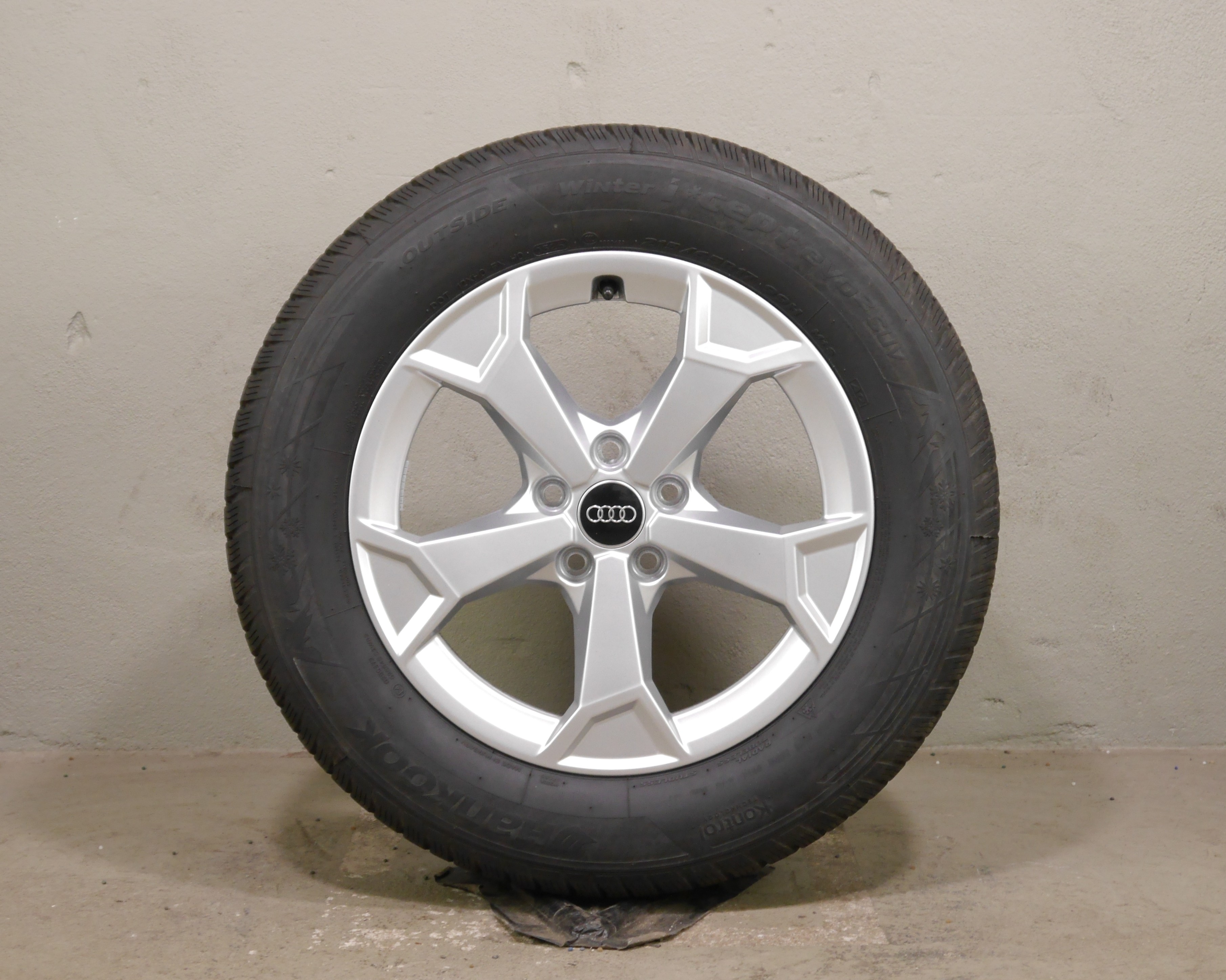 Audi Q3 Aluradsatz – Winter 215/65 R17 99H (AO) – 83A601025AL