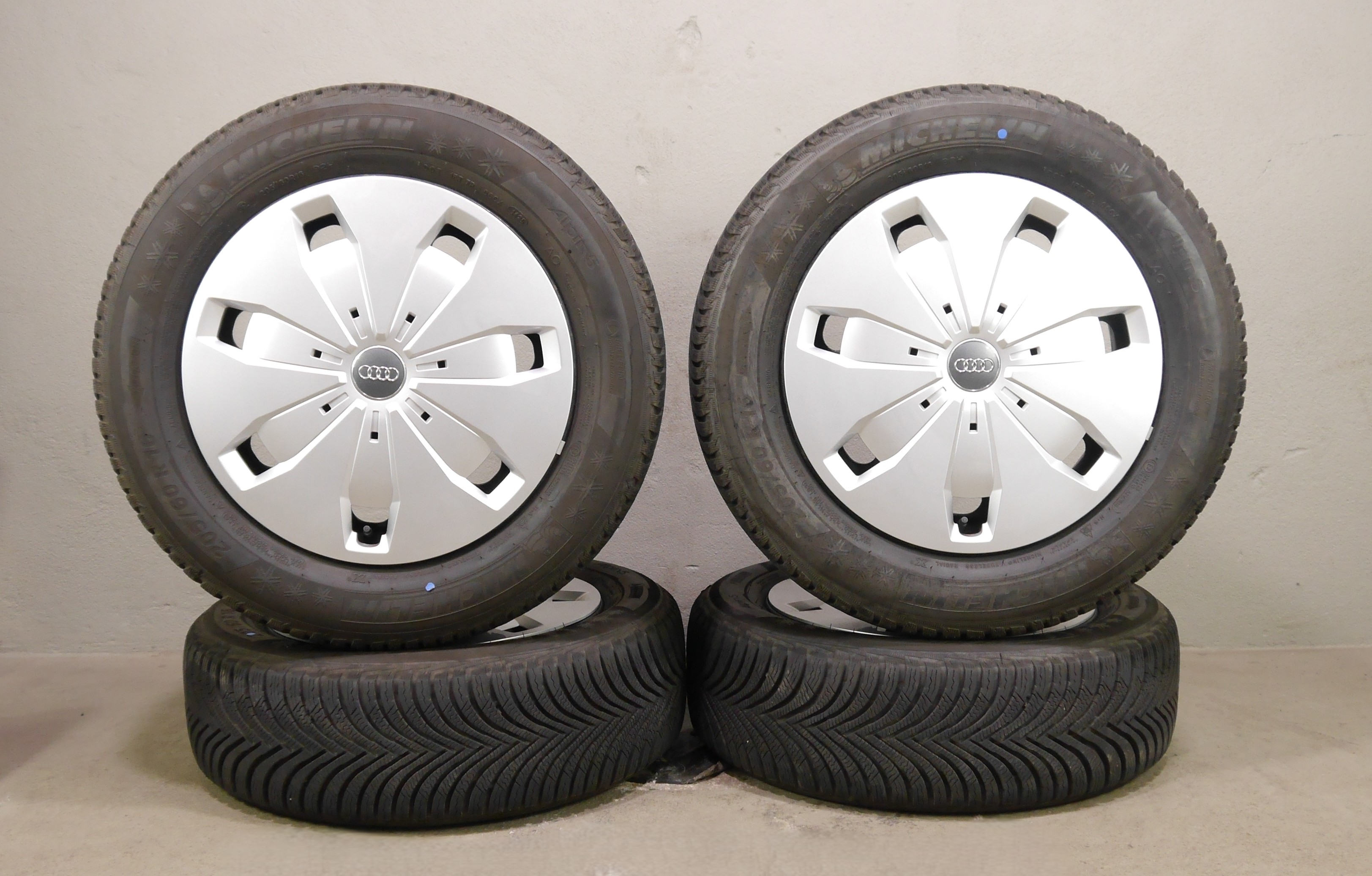 Audi Q2 Stahlradsatz – Winter 205/60 R16 92H – 5Q0601027DQ