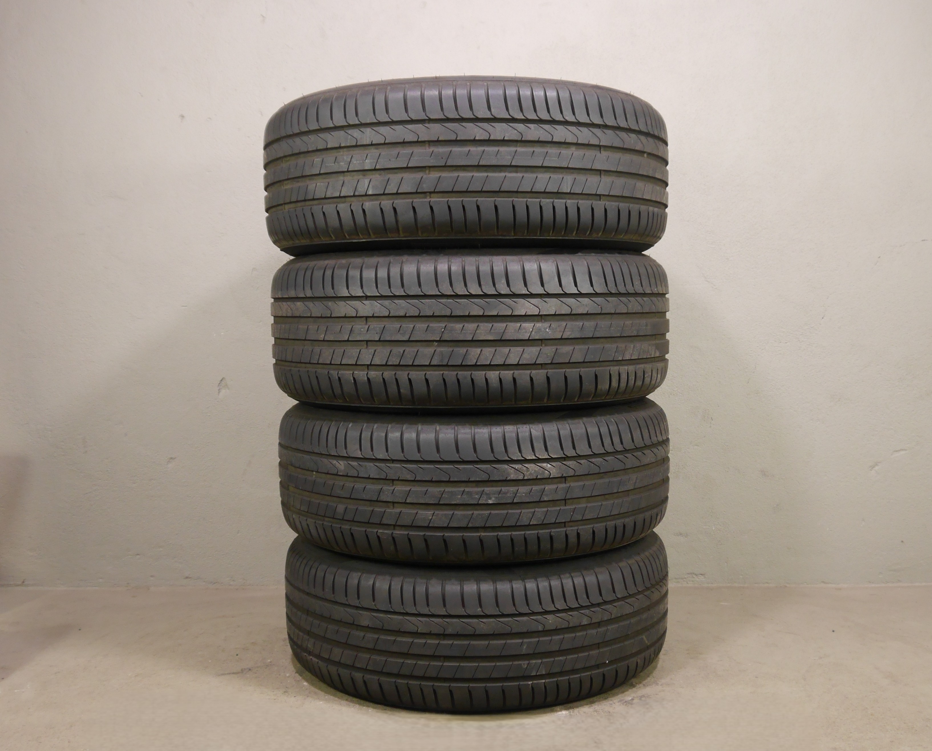 Audi Q4 Sportback e-tron (F4) Aluradsatz – Sommer 235/55 R19 101T, 255/50 R19 103T 89A601025AM