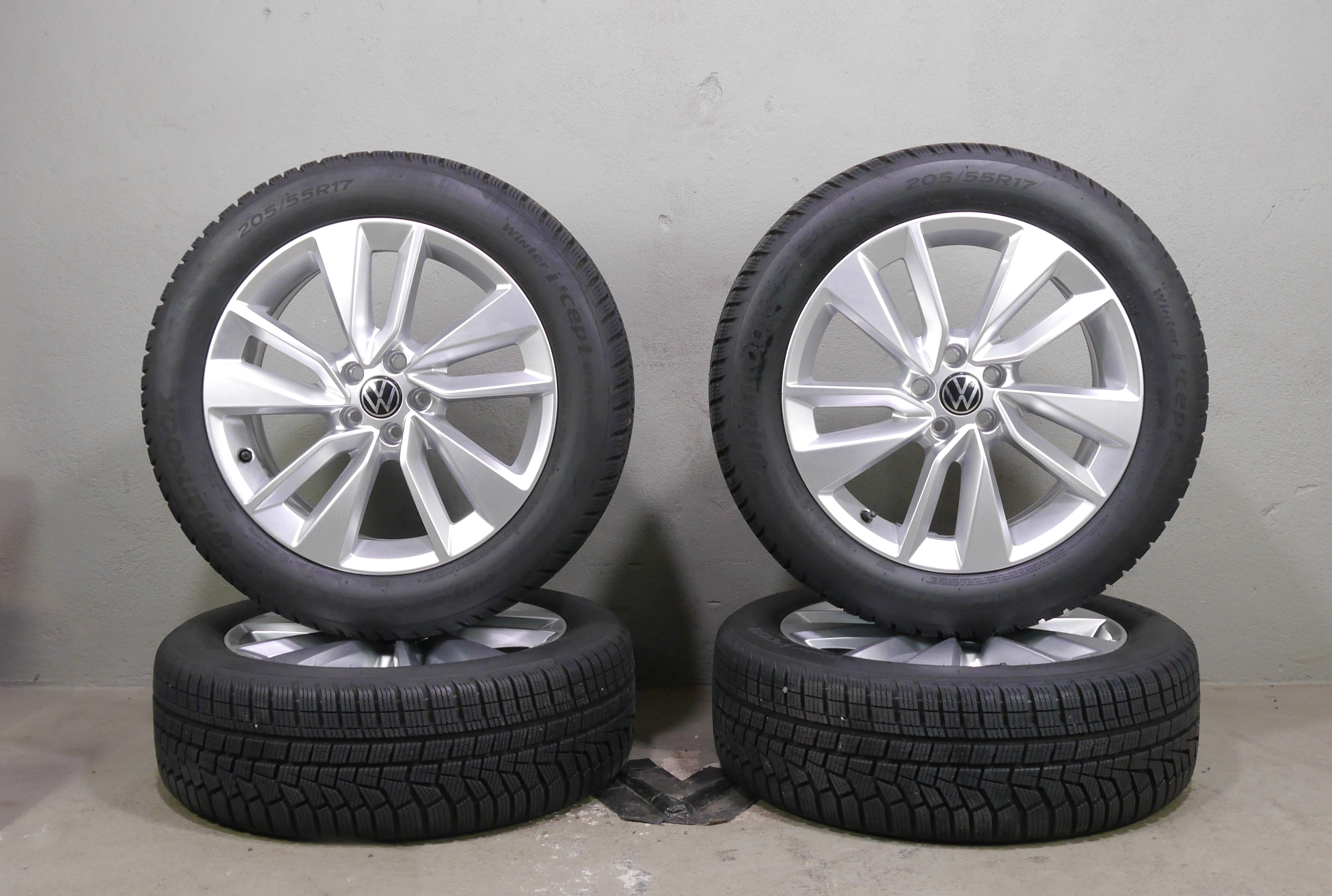 Volkswagen Taigo T-Cross  Bangalore Alurad – Winter 205/55 R17 95H – 2GM601025D