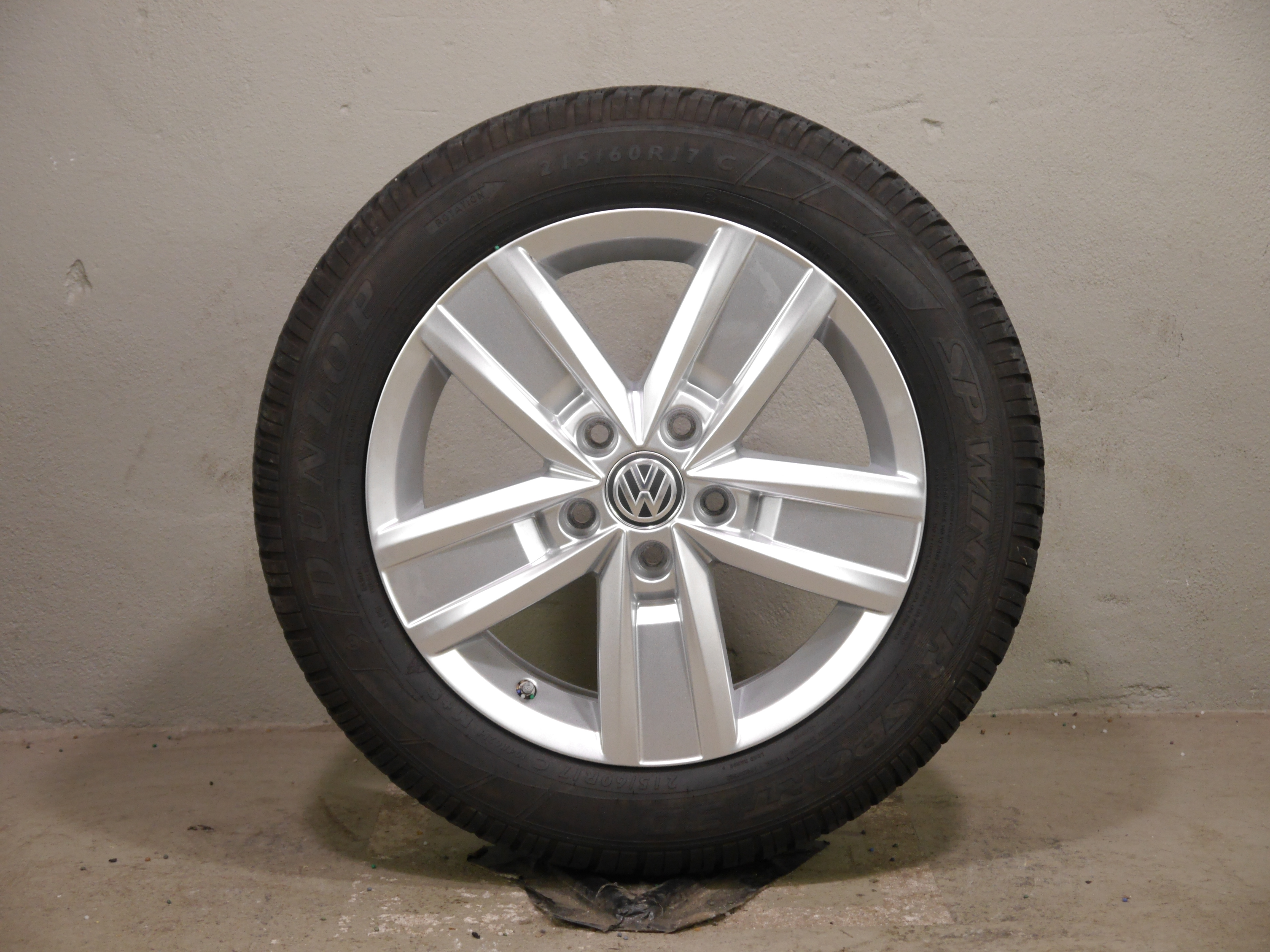 VW T5 T6 T6.1 Multivan Aluradsatz – Winter 215/60 R17 104/102H- 7E0601025AA RDKS