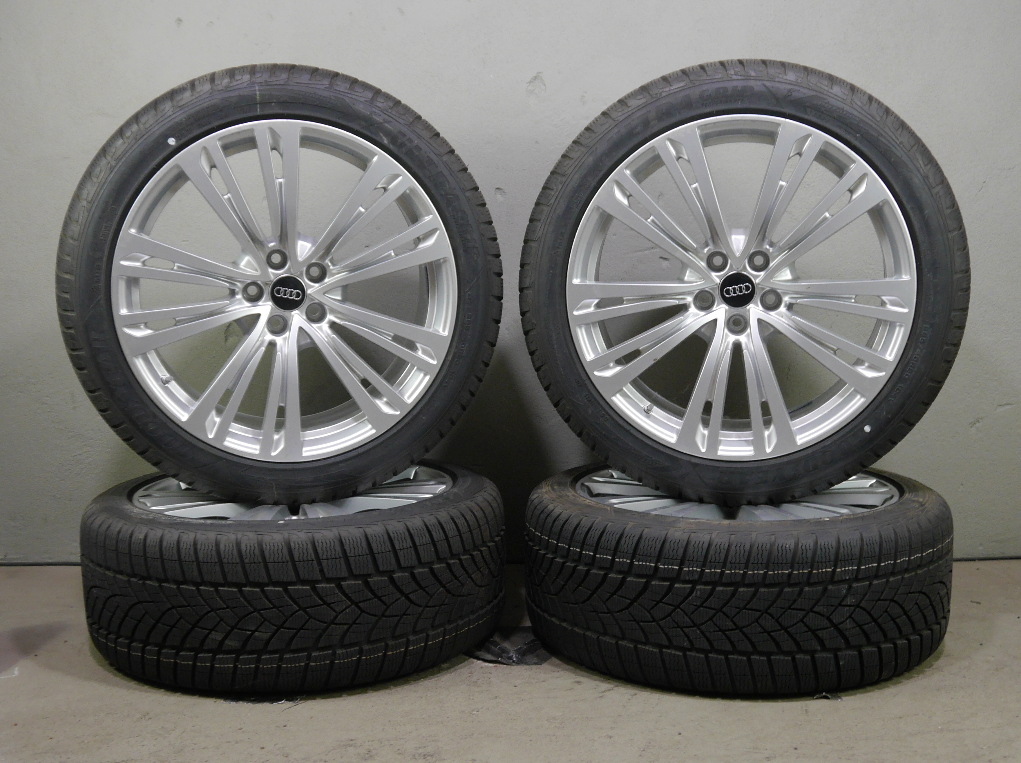 Audi A8 Aluradsatz – Winter 265/40 R20 104V – 4N0601025Q mit RDKS 