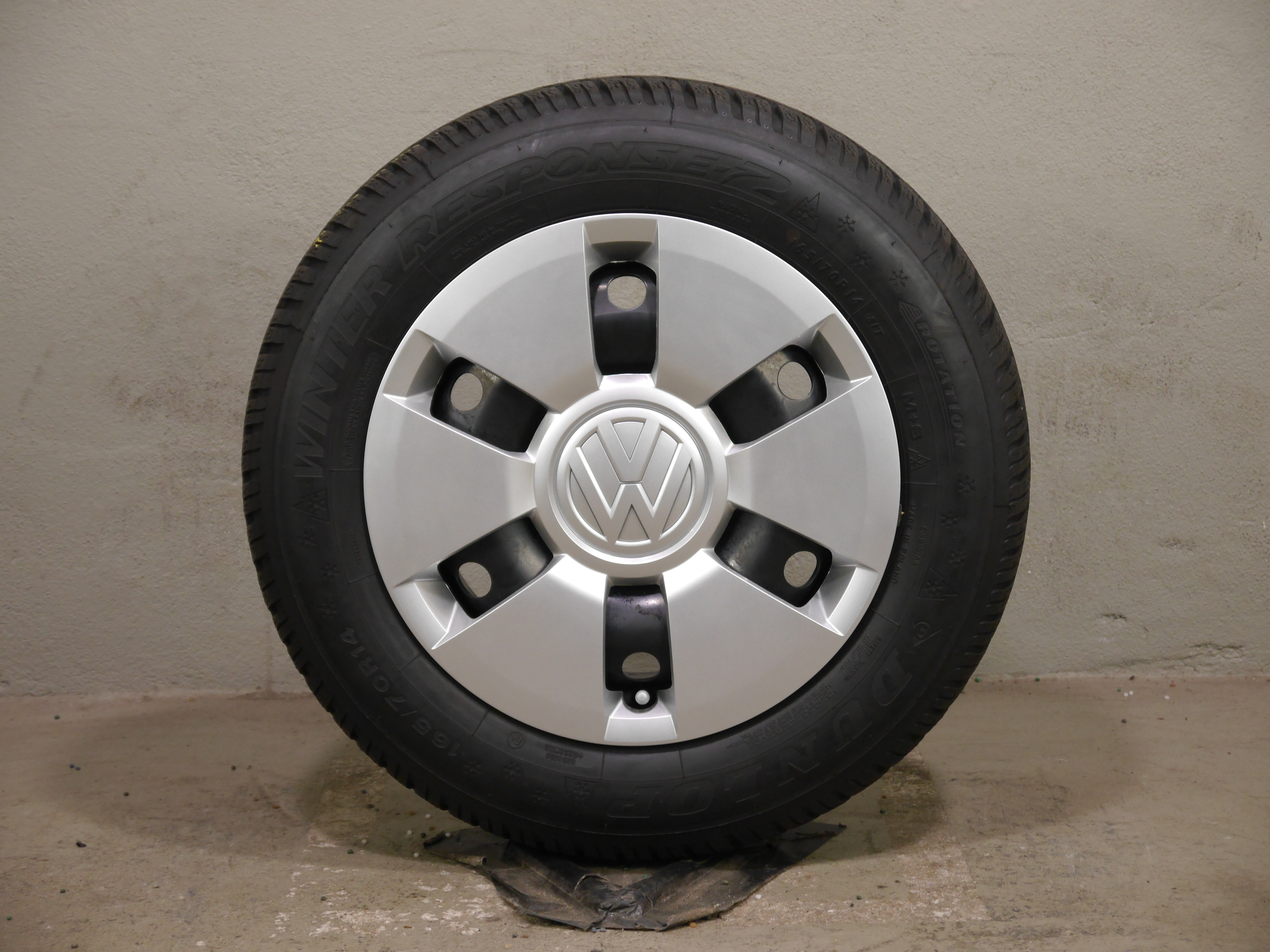 VW UP!  Stahlradsatz – Winter 165/70 R14 81T  – 1S0601027G/J