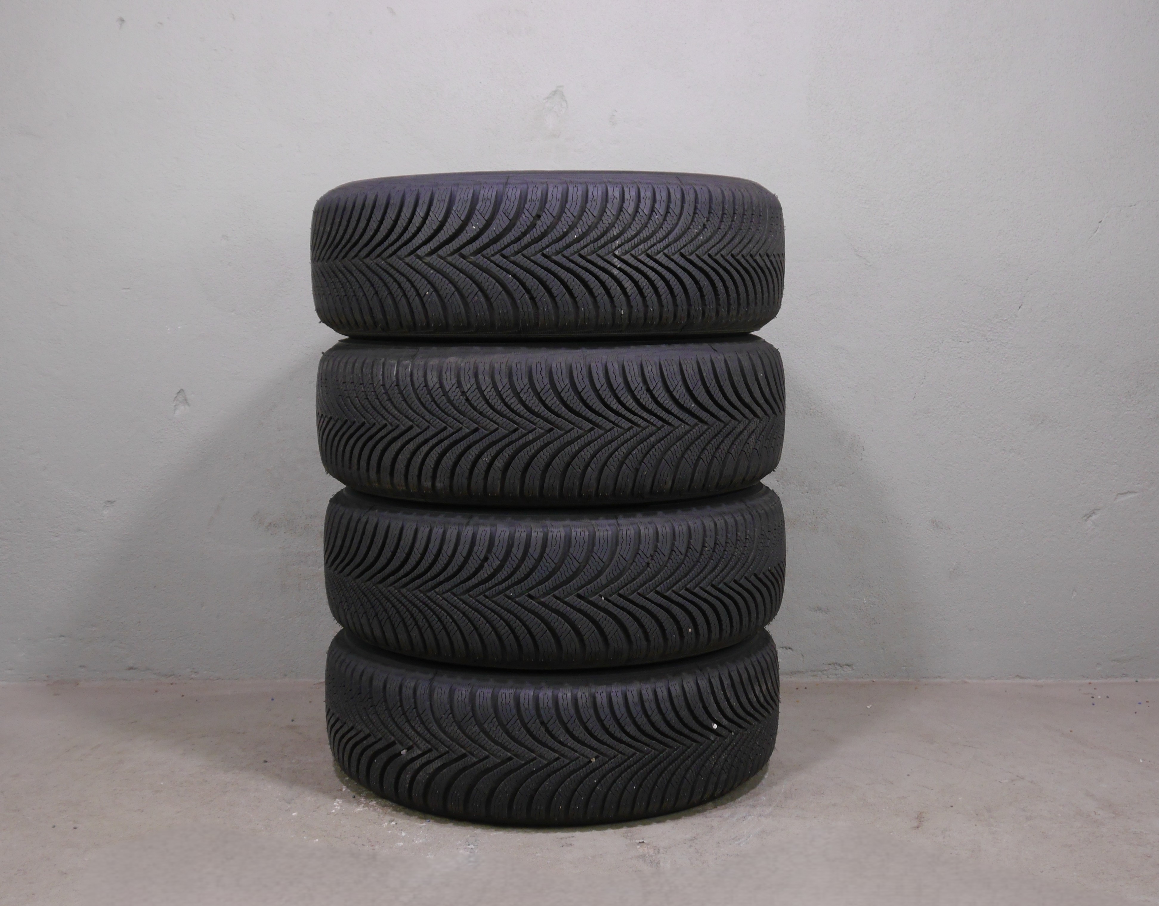 Audi Q2 Stahlradsatz – Winter 205/60 R16 92H (AO) – 5Q0601027CJ