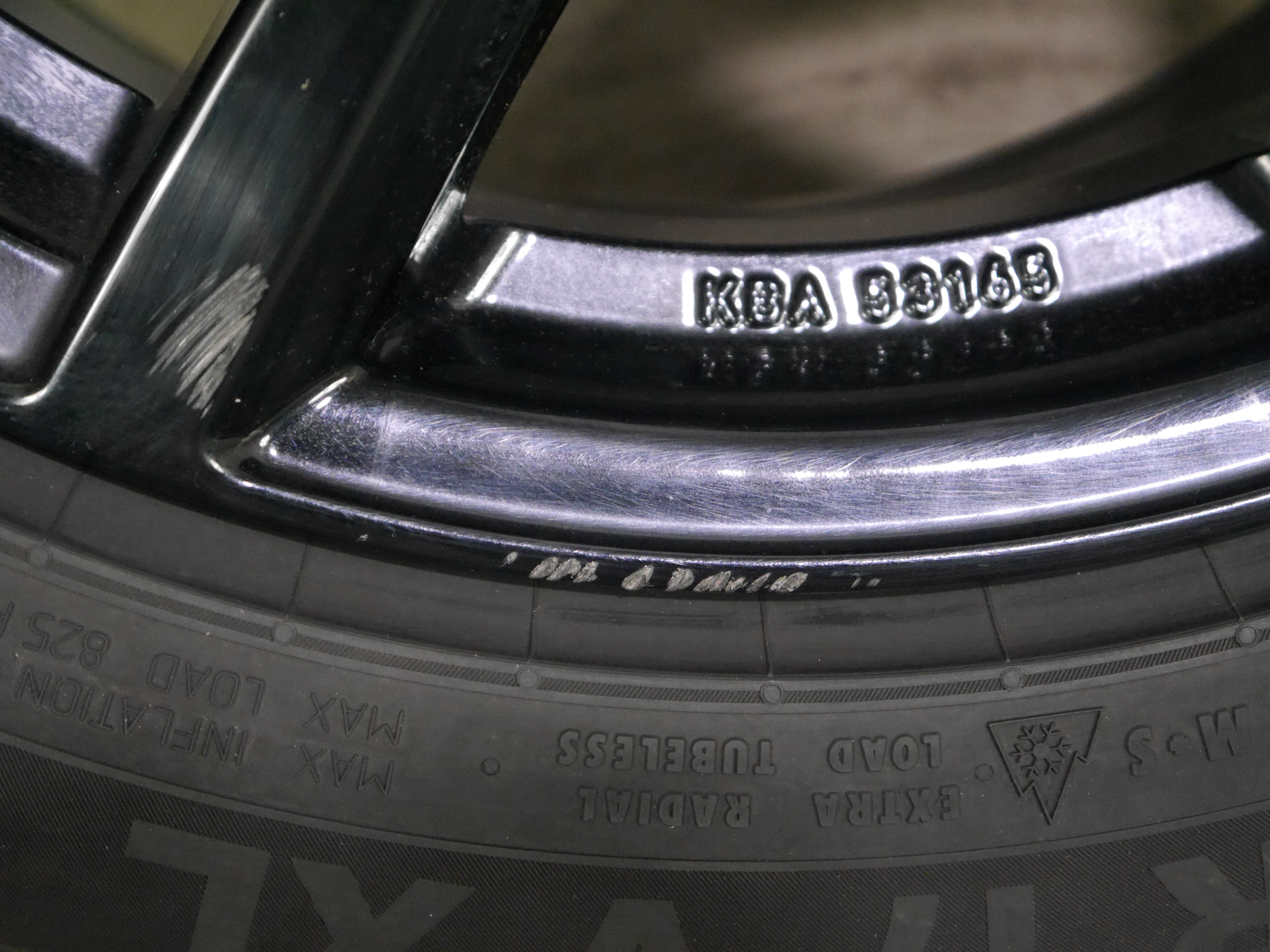 ŠKODA Kodiaq (PS) Stahlradsatz – Winter 225/55 R17 101V – KBA53165