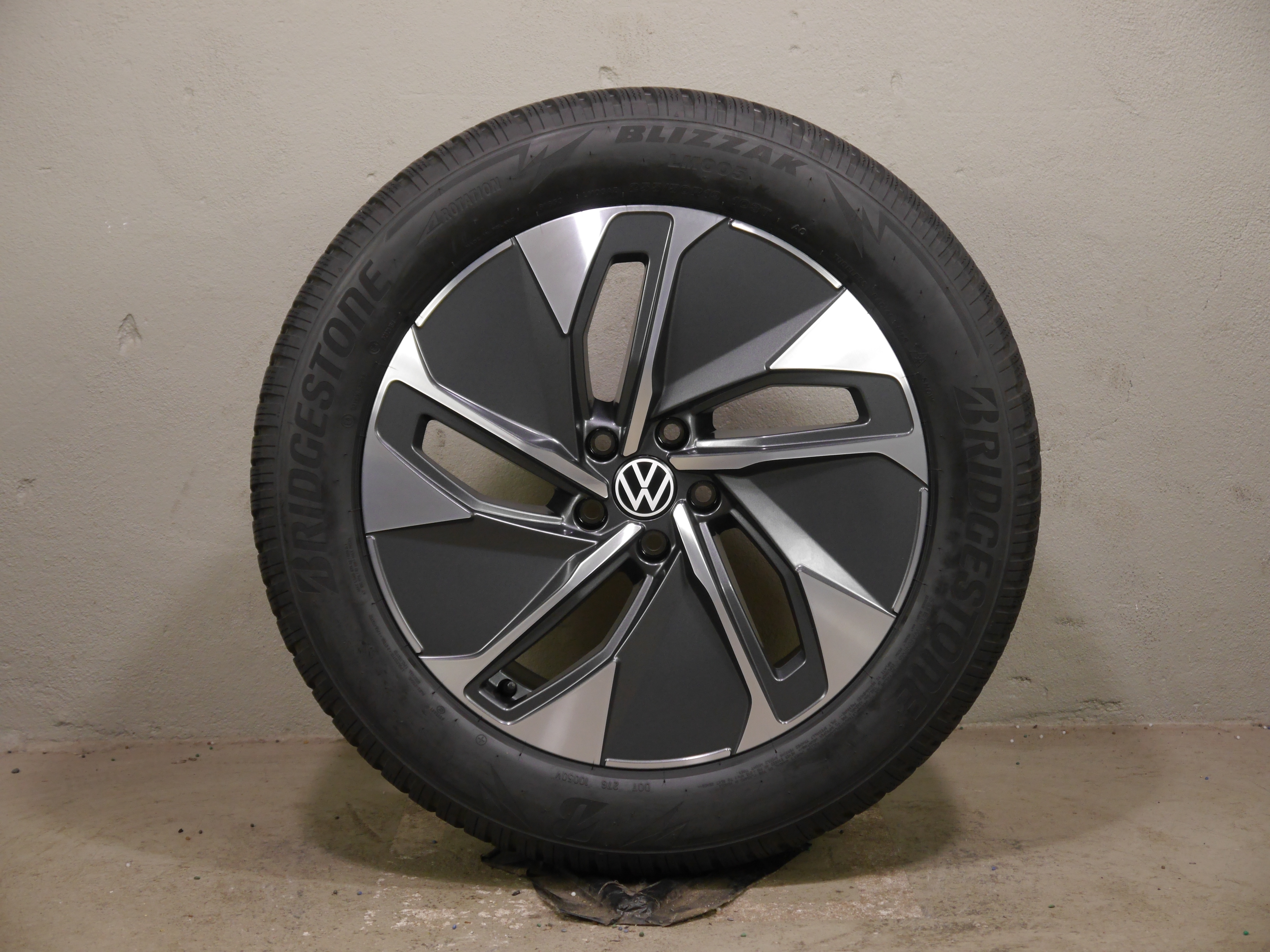 VW ID.4/ID.5 (E2) Aluradsatz – Winter 235/55 R19 101T 255/50 R19 103T - 11A601025M