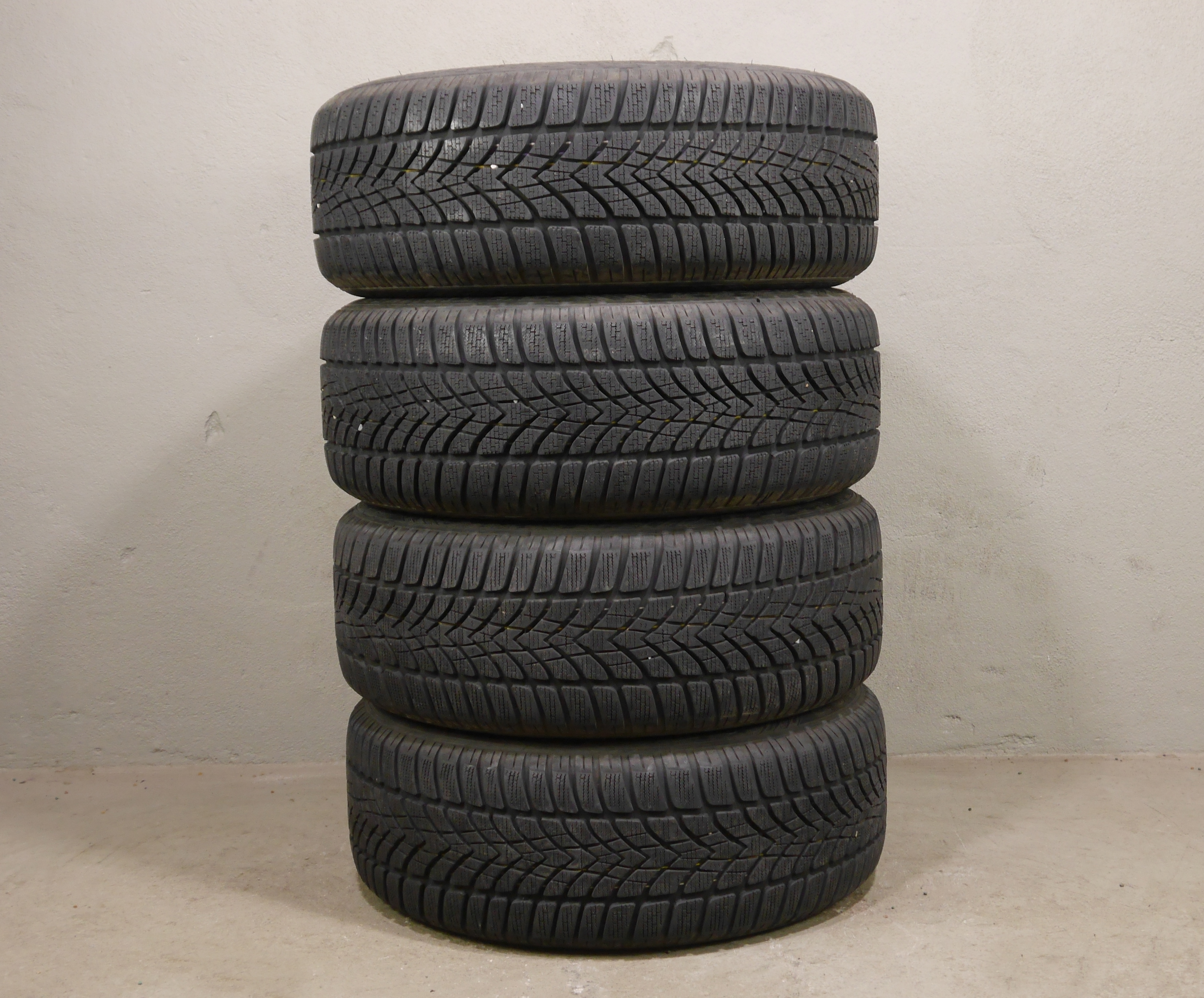 Audi A3 Aluradsatz – Winter 205/55 R16 91H (AO) – 8V0601025CR