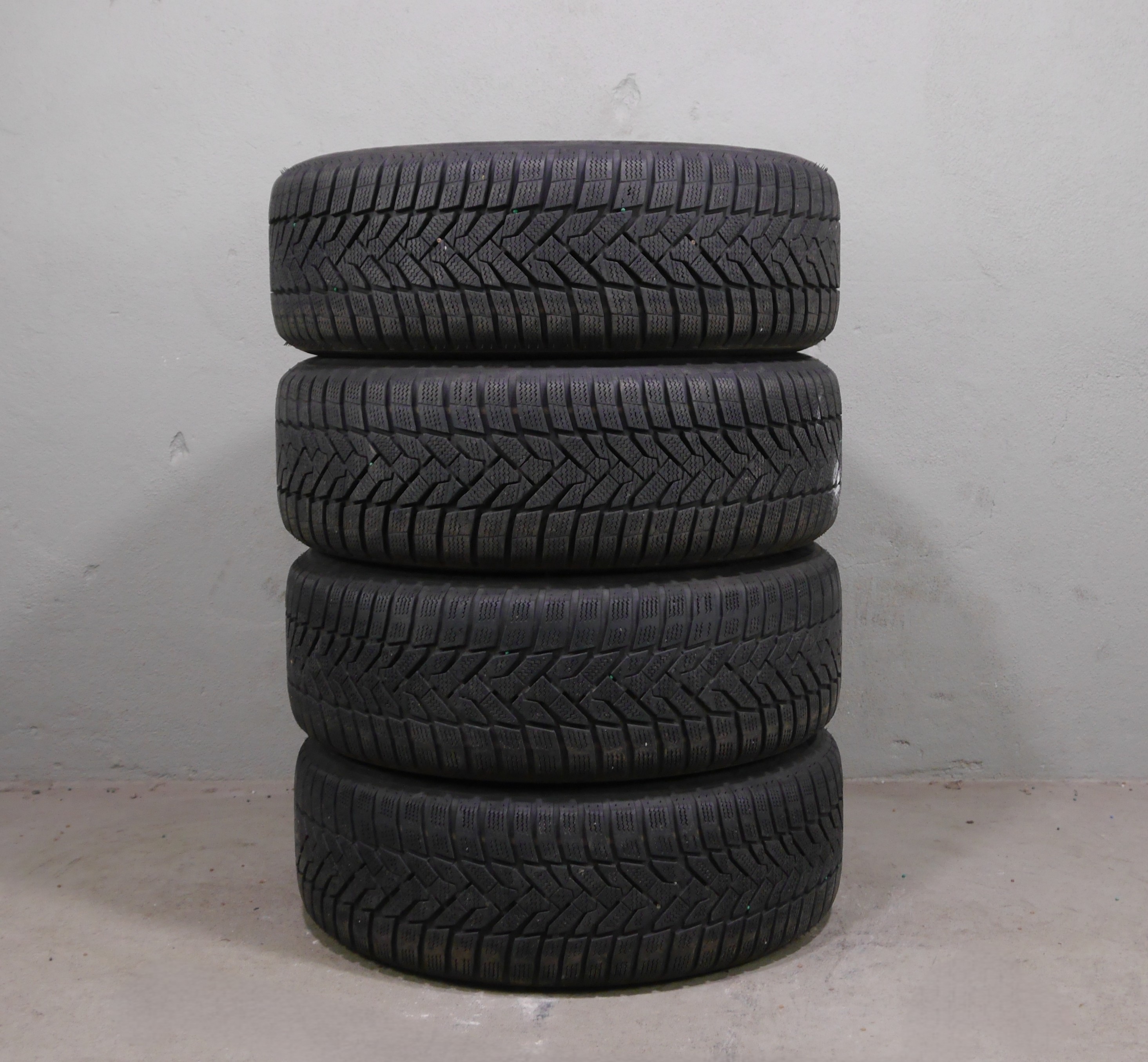 VW Golf Stahlradsatz – Winter 205/55 R16 91H – 5Q0601027BQ