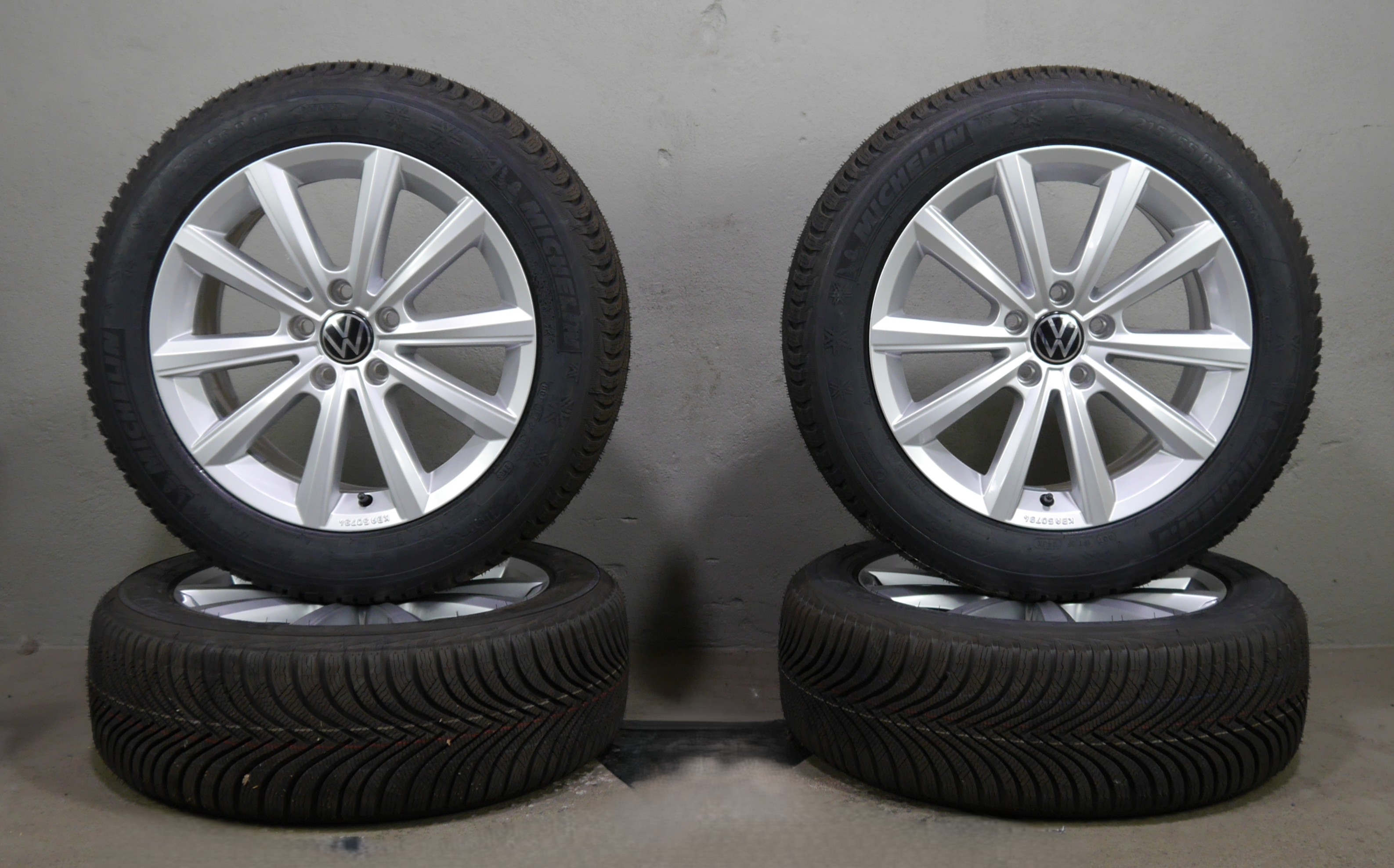 VW T-Roc (A1) Aluradsatz – Winter 215/55 R17 94V – 2GA601025M