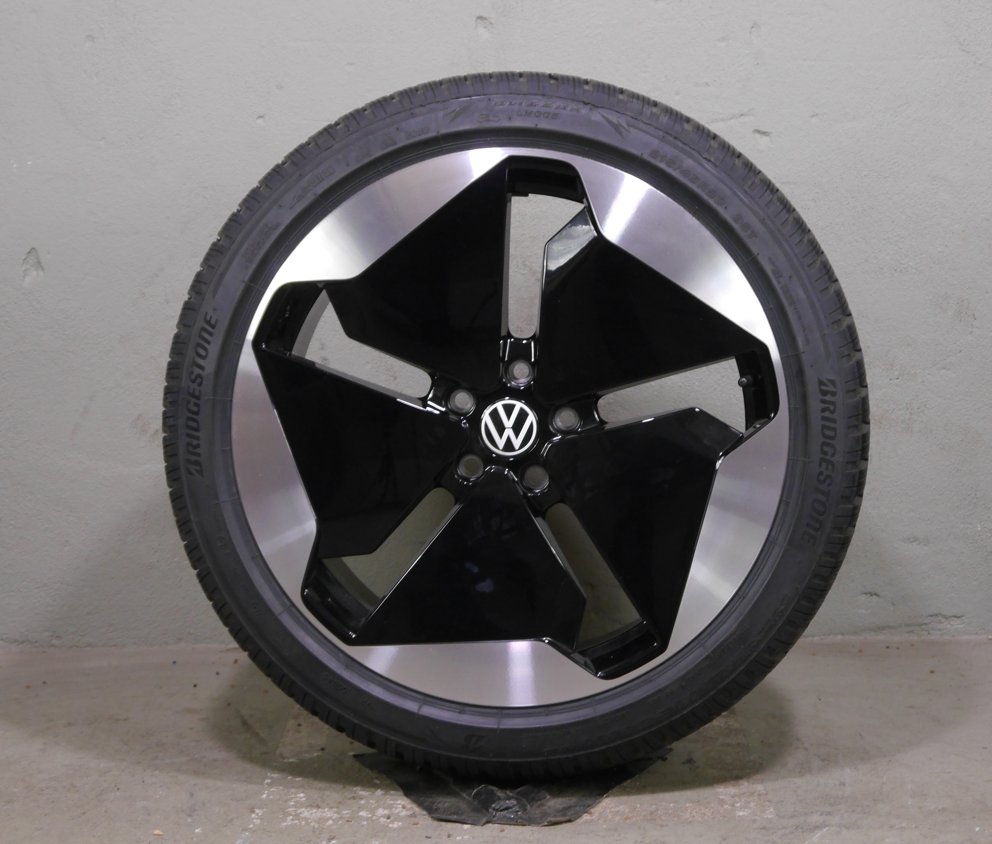 Volkswagen ID.3 Aluradsatz – Winter 215/45 R20 95T - 10A601025AA
