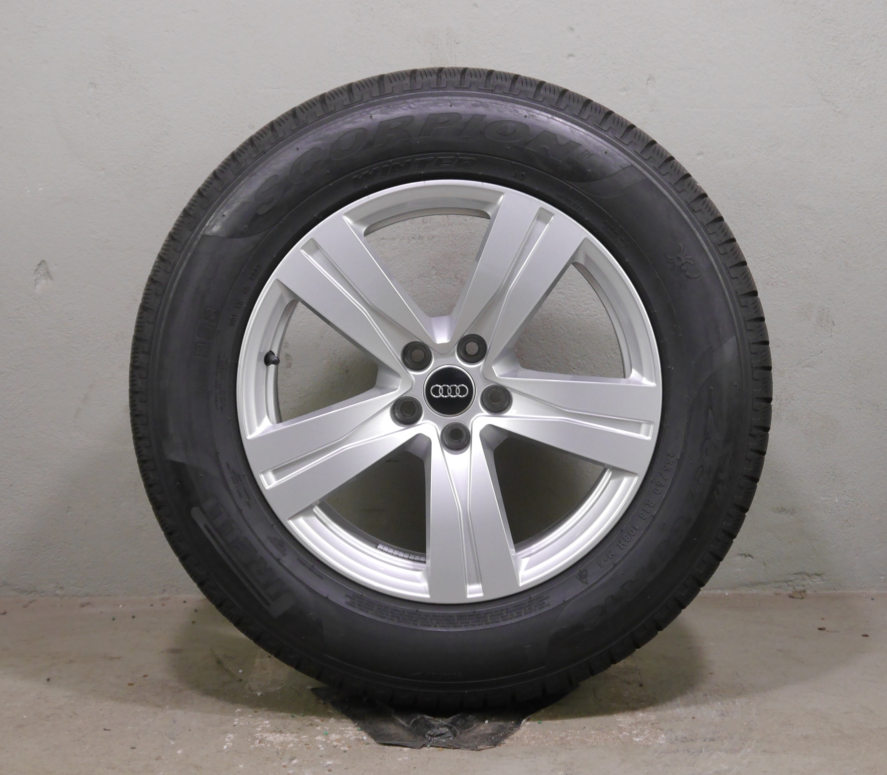 Audi Q7 Aluradsatz – Winter 255/60 R18 108H (AO) – 4M0601025A