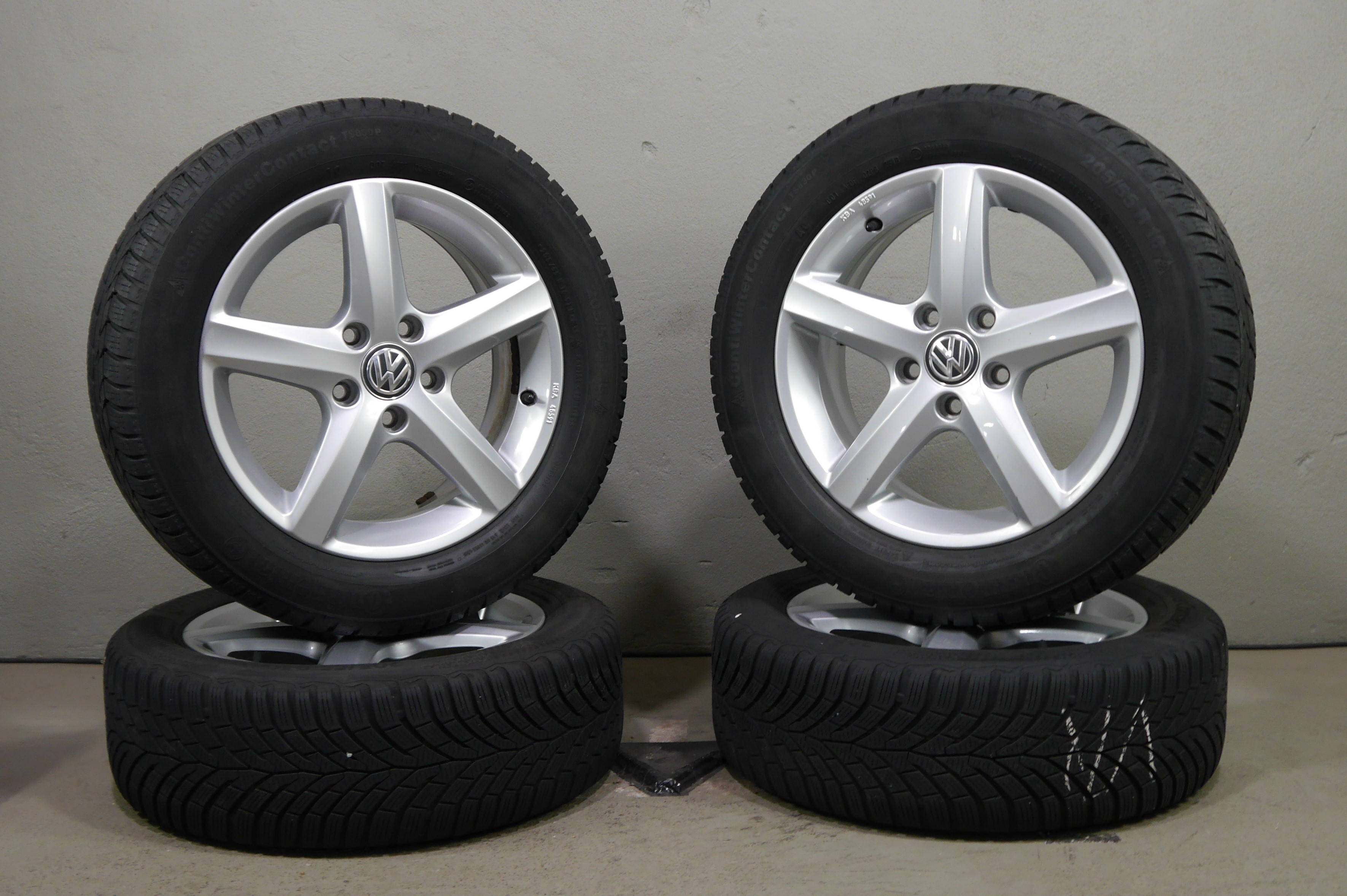 Volkswagen Golf Aluradsatz – Winter 205/55 R16 91H - 5G0071496