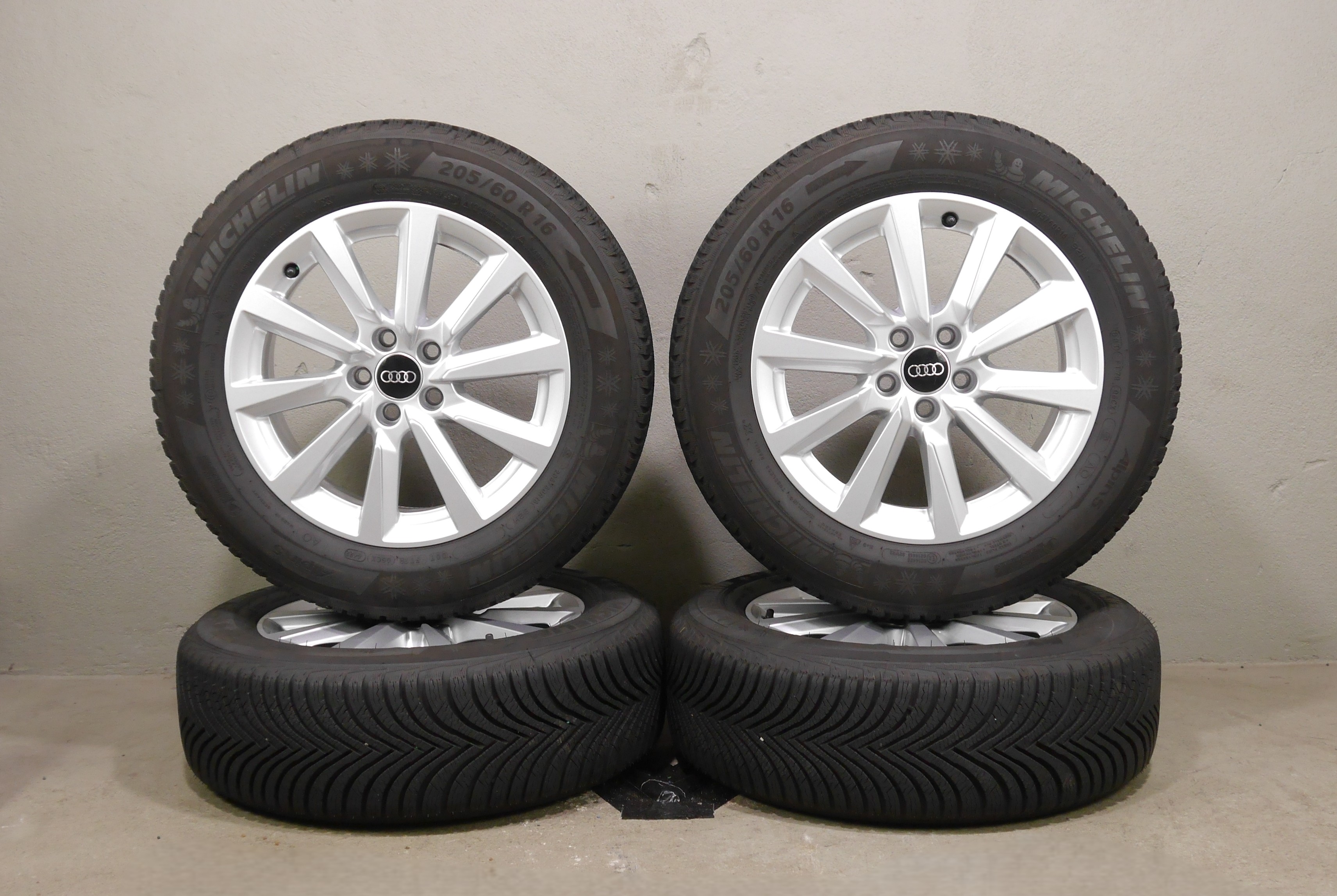 Audi A1 allstreet Aluradsatz – Winter 205/60 R16 92H(AO) – 82A601025C