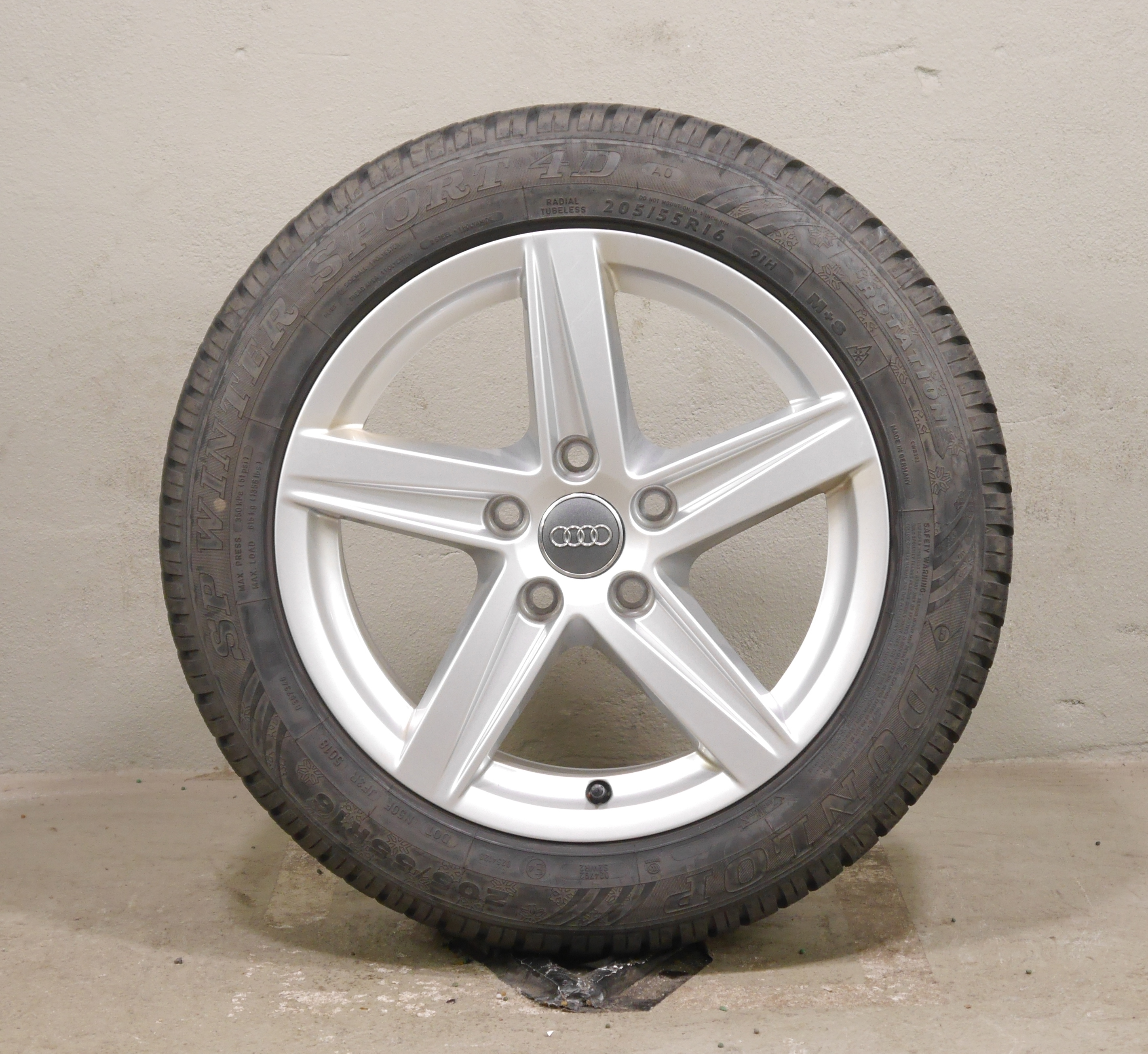 Audi A3 Aluradsatz – Winter 205/55 R16 91H (AO) – 8V0601025CR