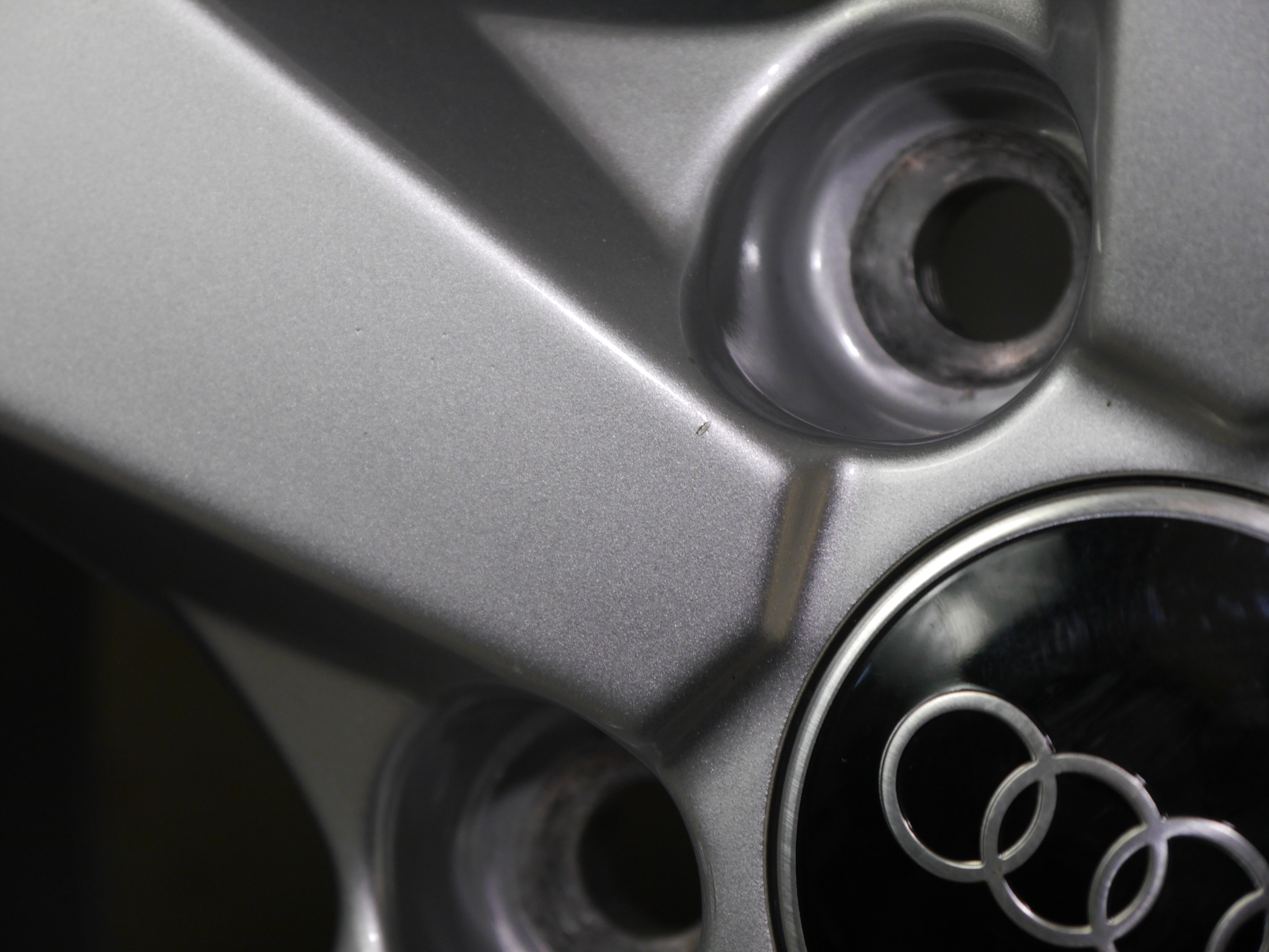 Audi Q3 Aluradsatz – Winter 215/65 R17 99H (AO) – 83A601025AL