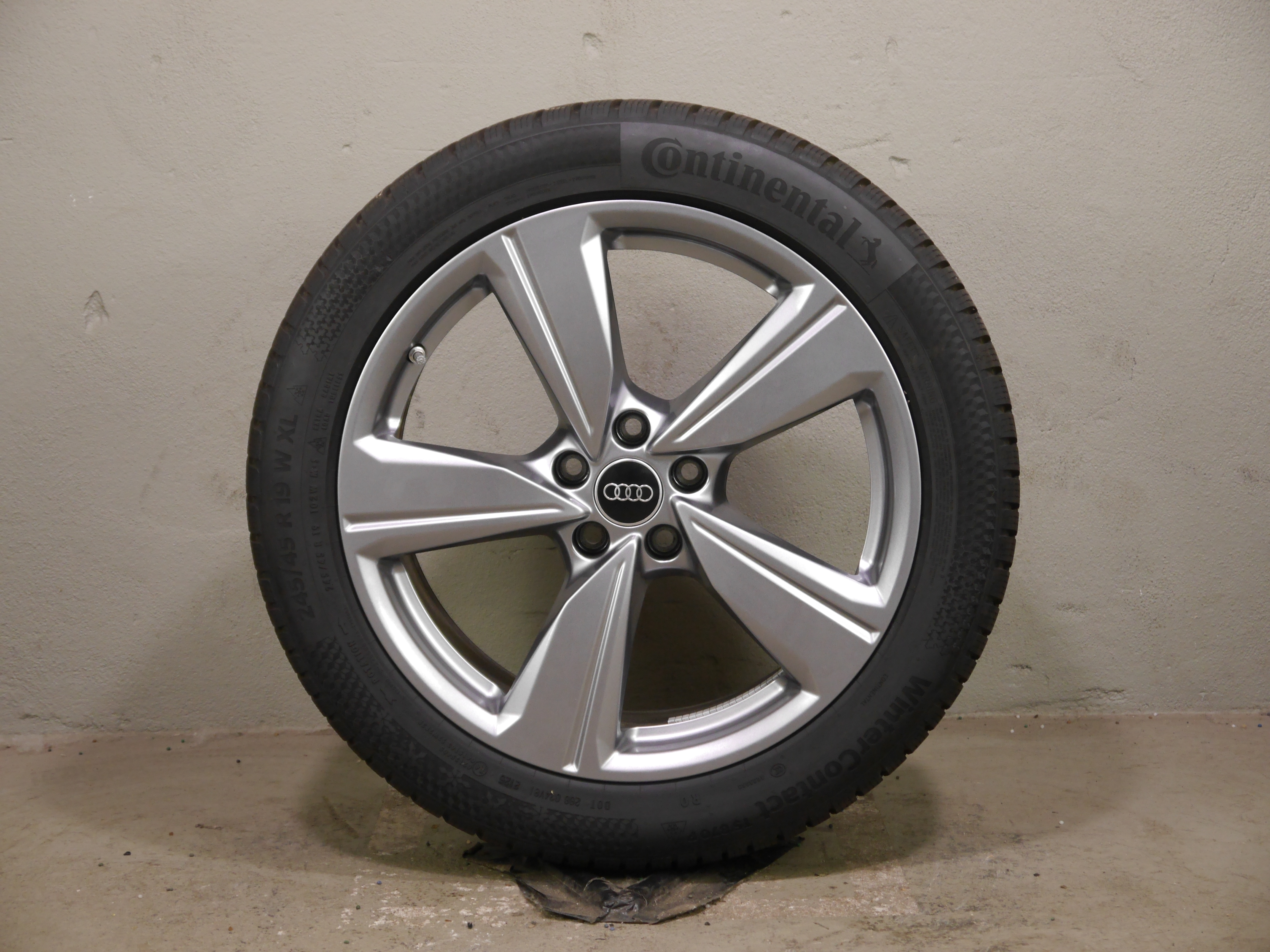 Audi A6 Avant Aluradsatz – Winter 245/45 R19 102W (AO) – 4P0601025G mit RDKS