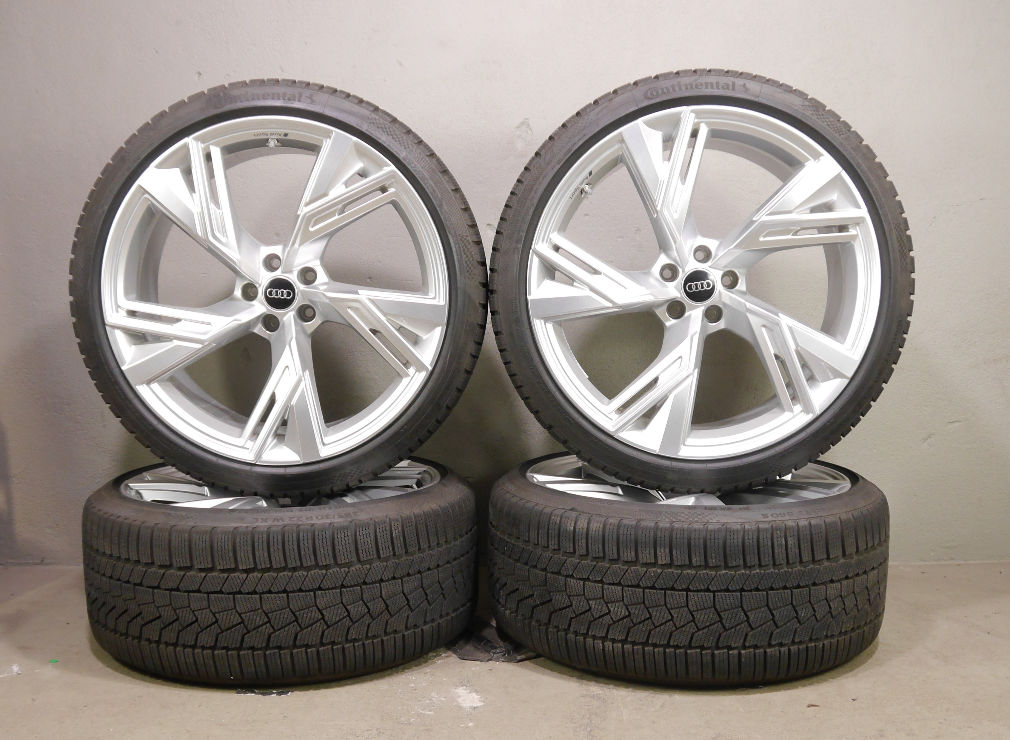Audi RS6 (4A5) / RS7 (4KA) Aluradsatz – Winter 285/30 R22 101W (AO) – 4K0601025DK - RDKS