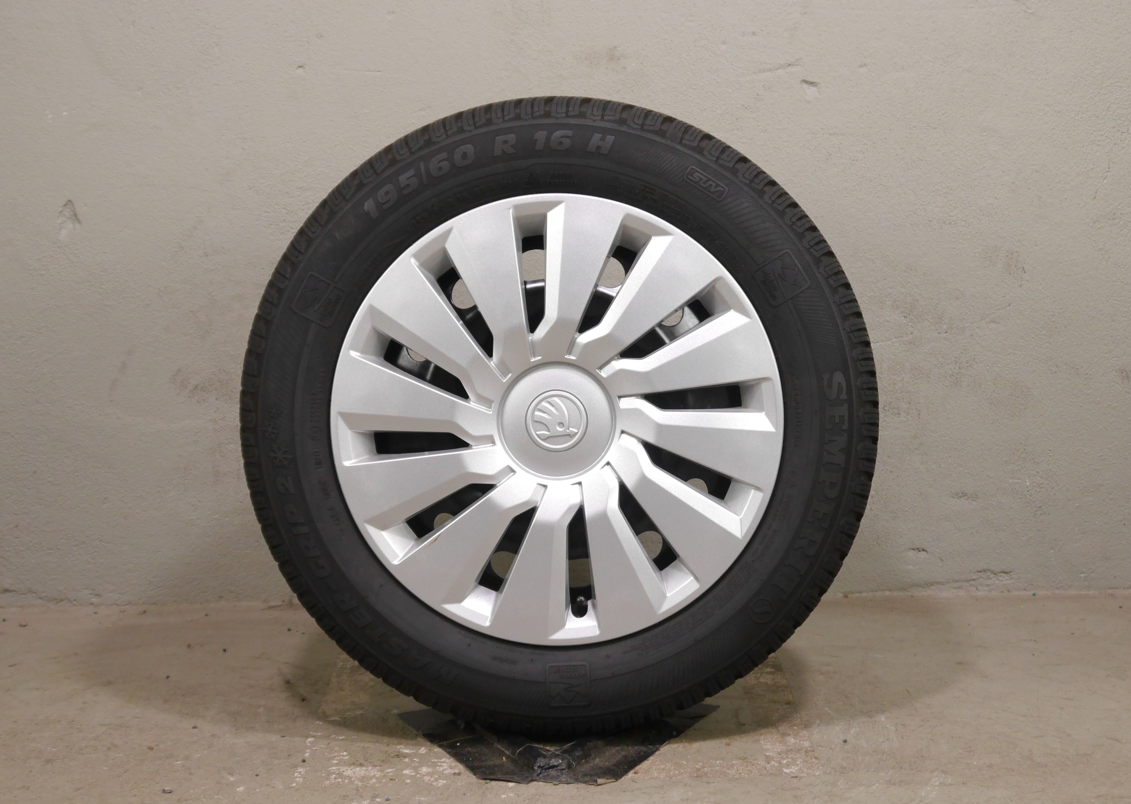 Skoda Scala Stahlradsatz – Winter 195/60 R16 89H (AO) – 2Q0601027H/AE