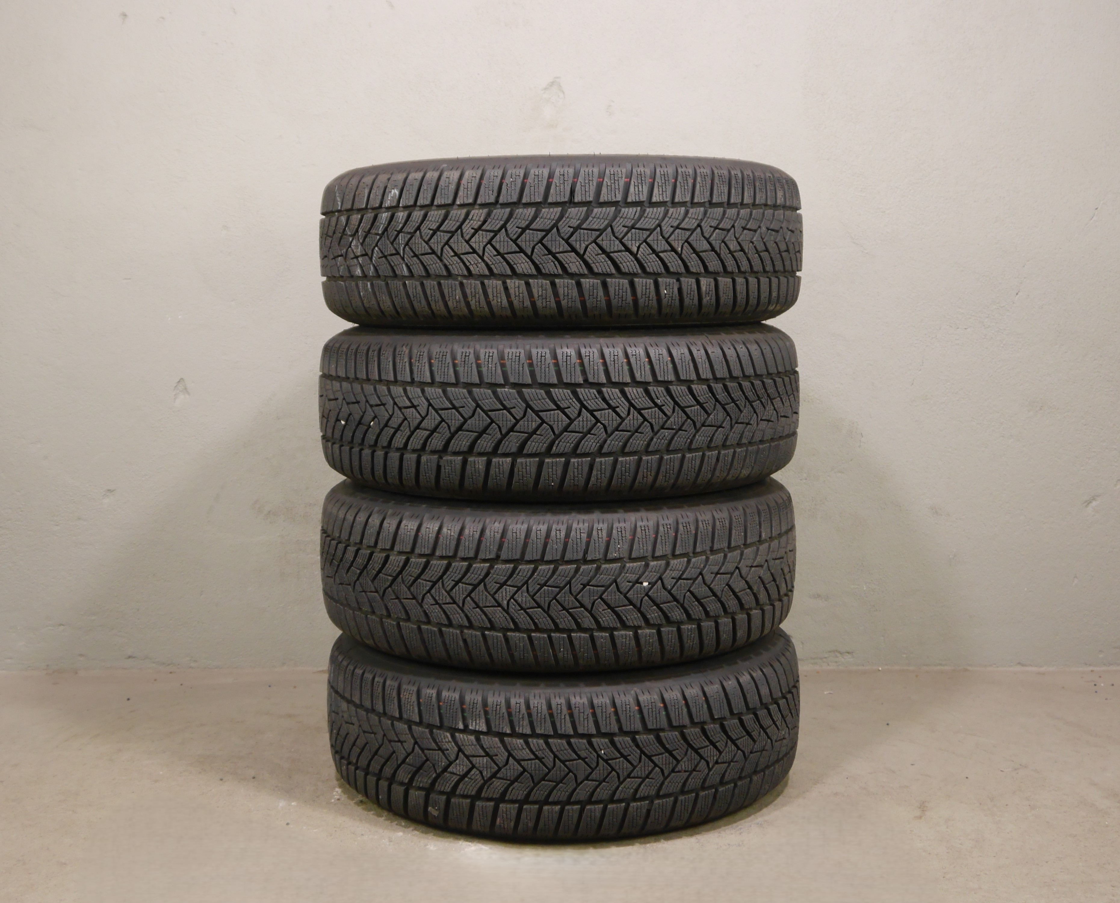 VW T-Roc Stahlradsatz – Winter 205/60 R16 92H (AO) – 5Q0601027CK