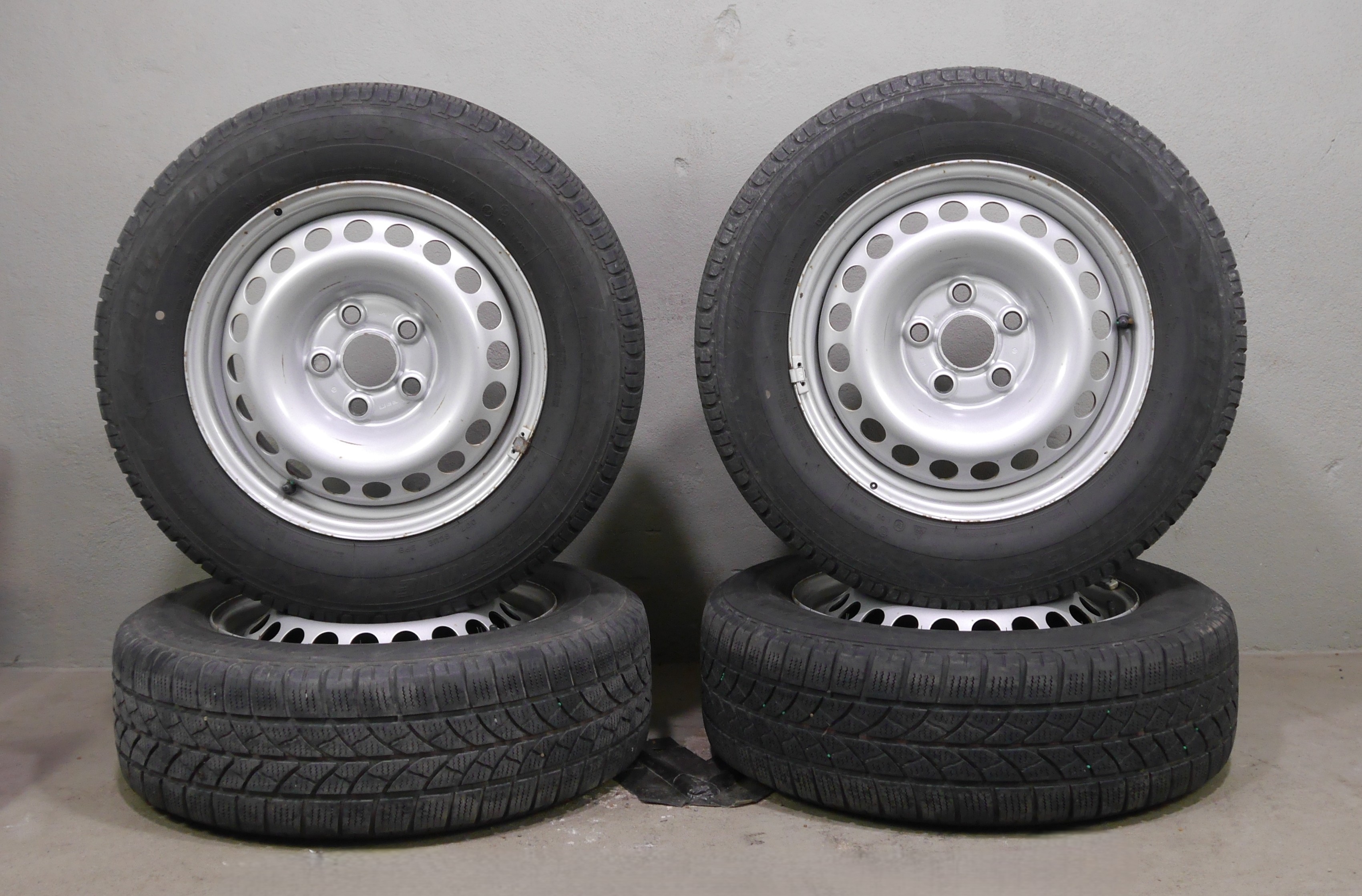 VW T6.1 Multivan Stahlradsatz – Winter 215/65 R16 106/104T - 7H0601027D