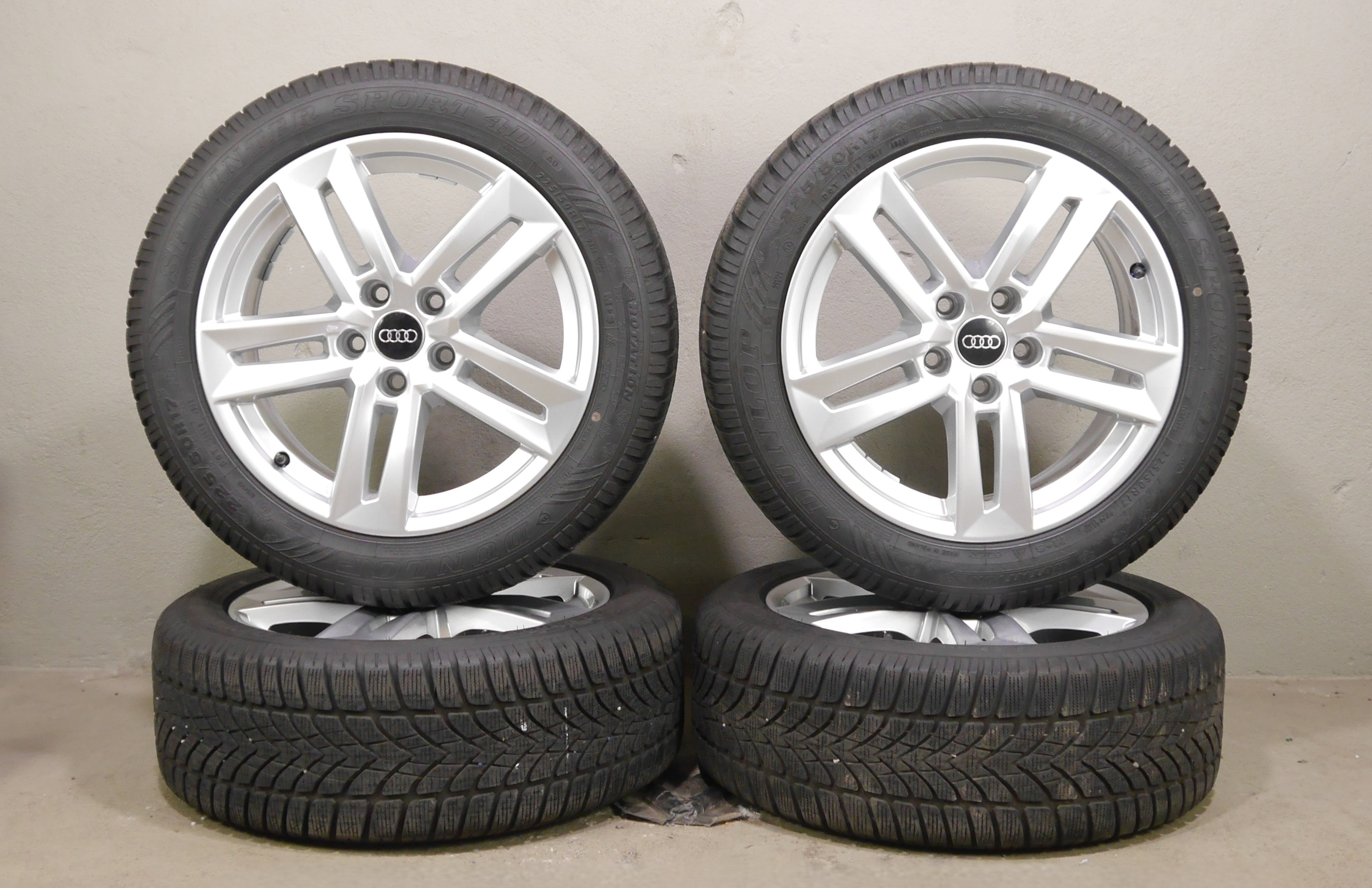 Audi A4 Avant Aluradsatz – Winter 225/50 R17 98H – 8W0601025P