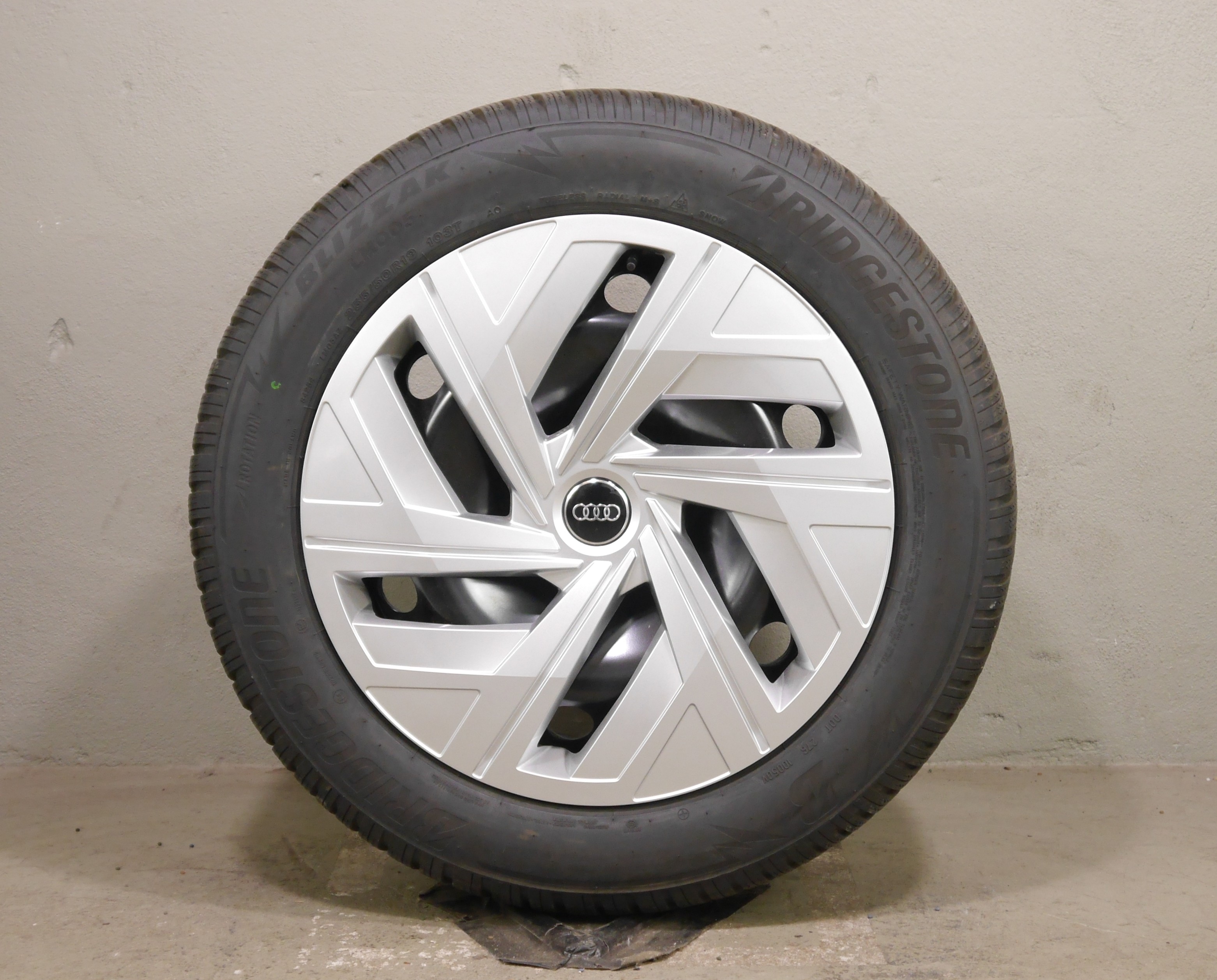 Audi Q4 e-tron (F4) Stahlradsatz – Winter 235/55 R19 101T - 255/50 R19 103T 1EA601027B