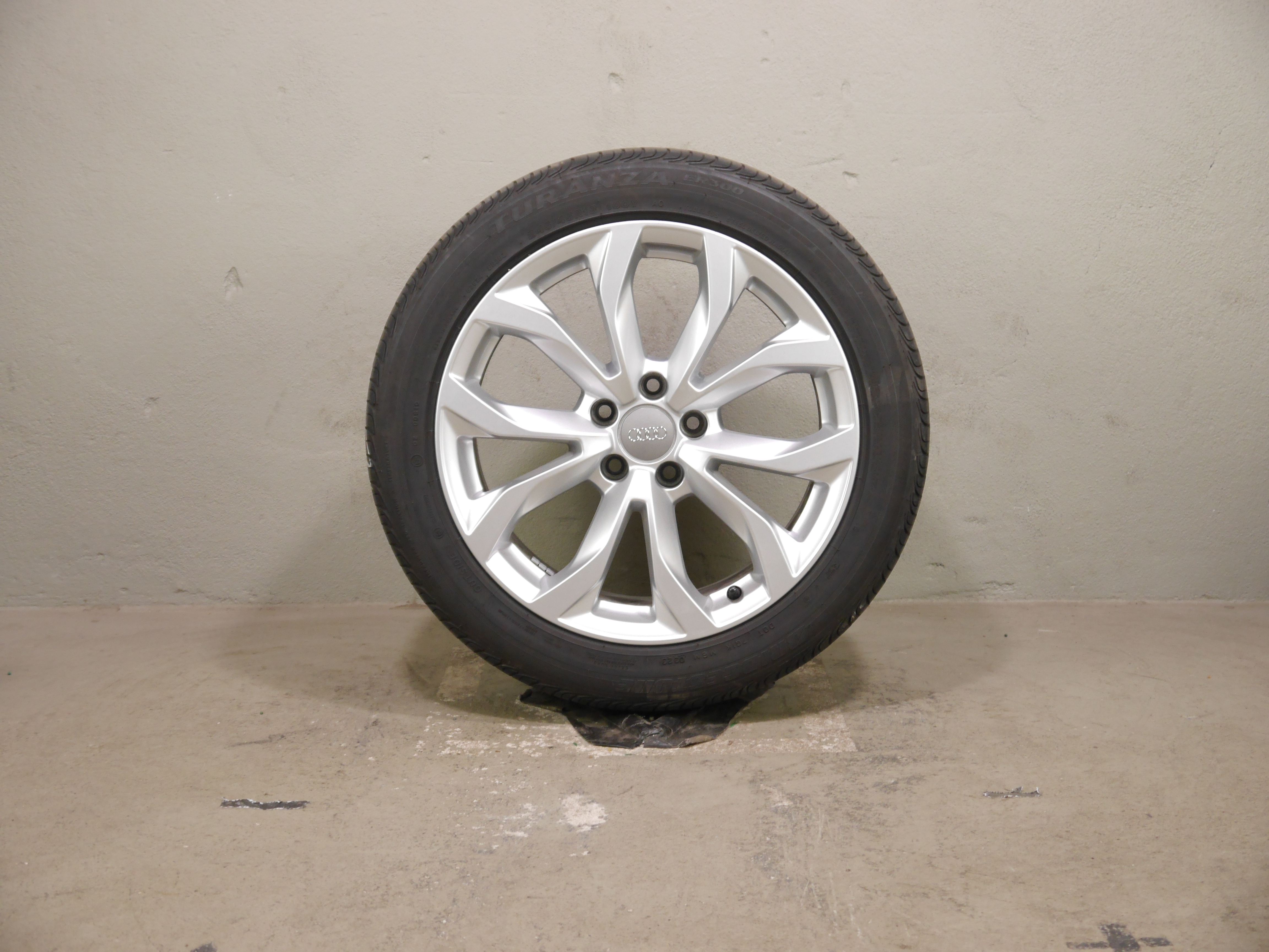 Audi A6 (C7) Aluradsatz – Sommer 245/45 R18 100Y– 4G0601025BD