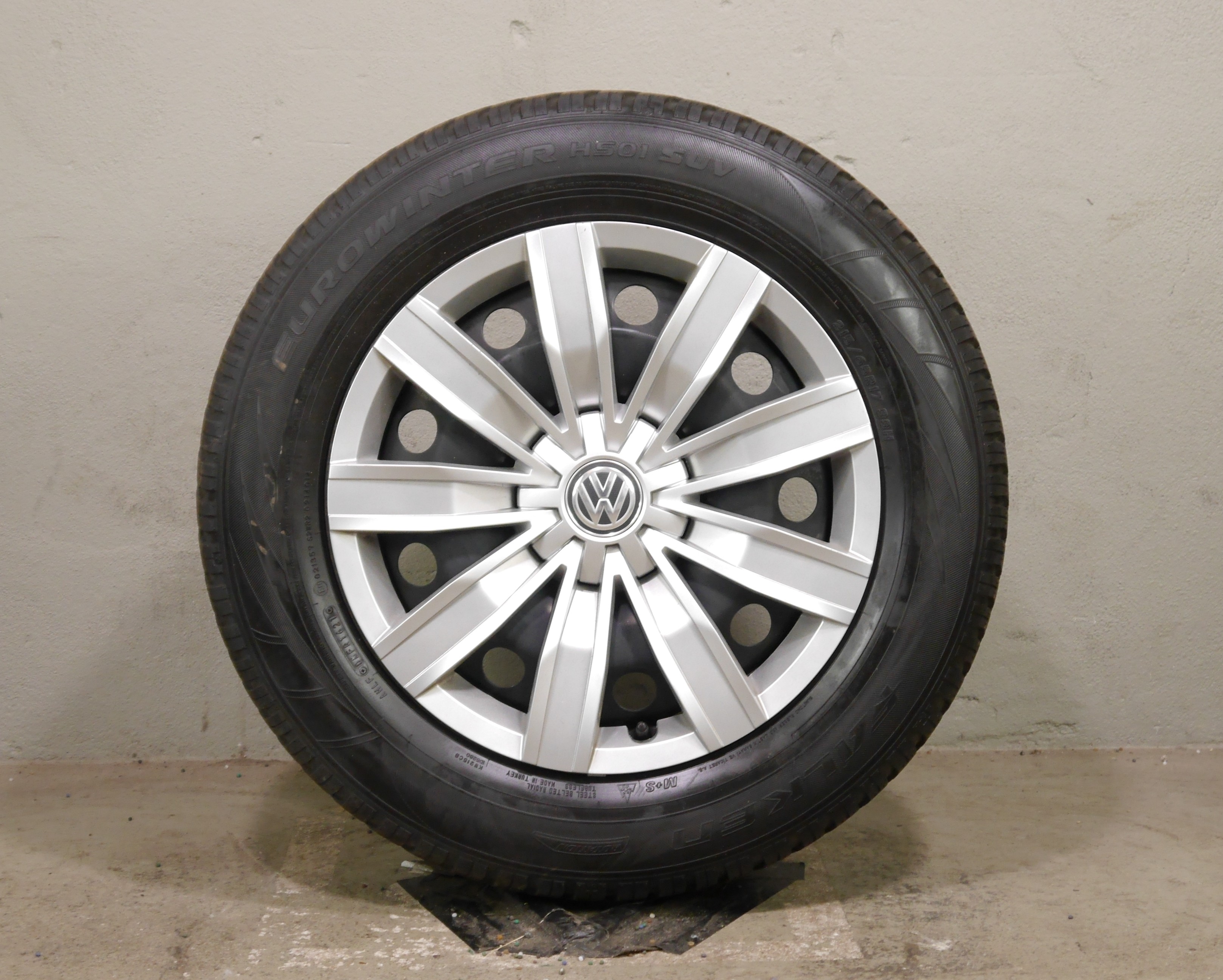 VW Tiguan Allspace (BW) Stahlradsatz – Winter 215/65 R17 99H – 5QF601027G
