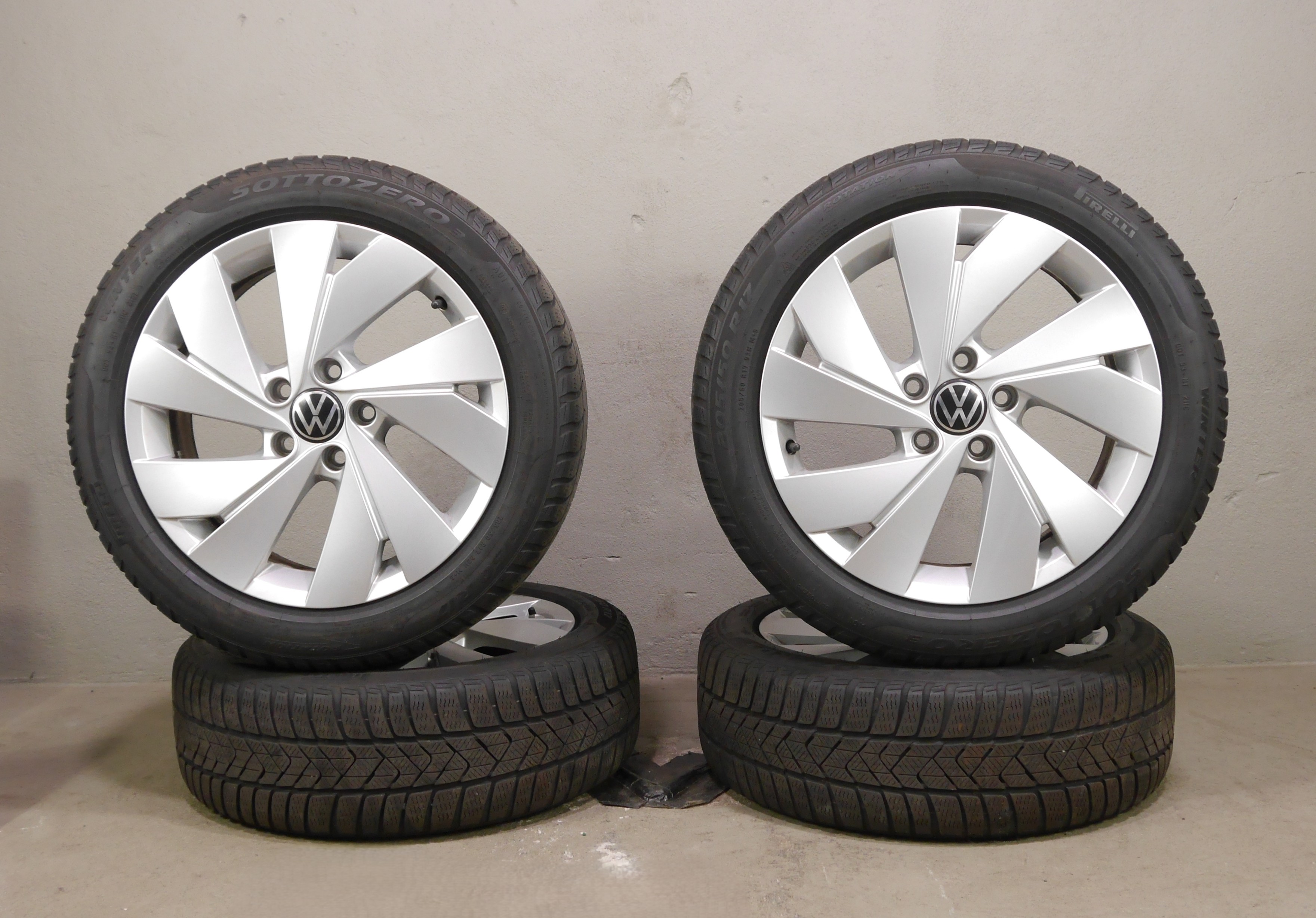 VW Golf (CD) Aluradsatz – Winter 205/50 R17 93H – 5H0601025B