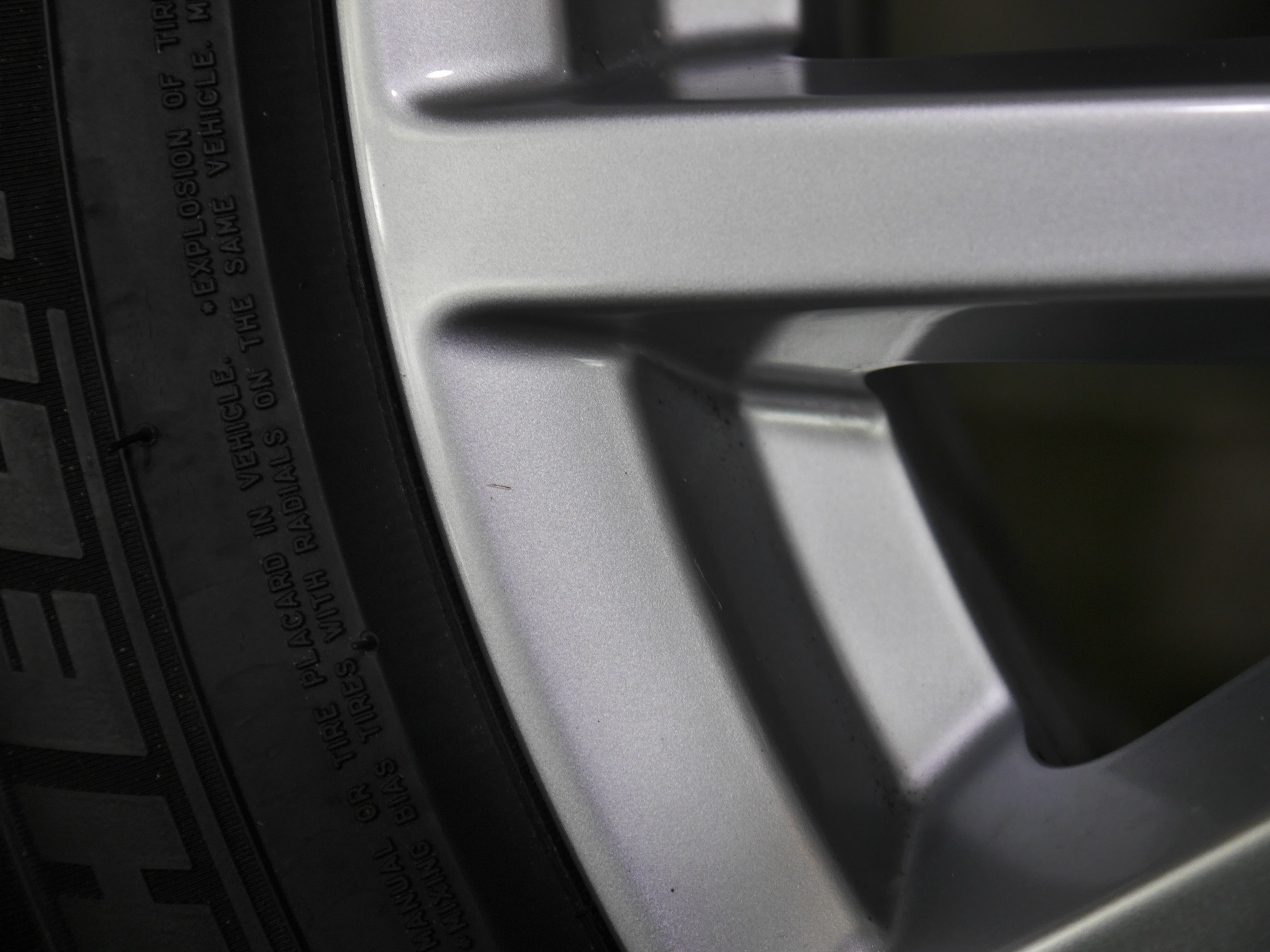 Audi Q2 Aluradsatz – Winter 215/55 R17 94V (AO) – 81A601025C