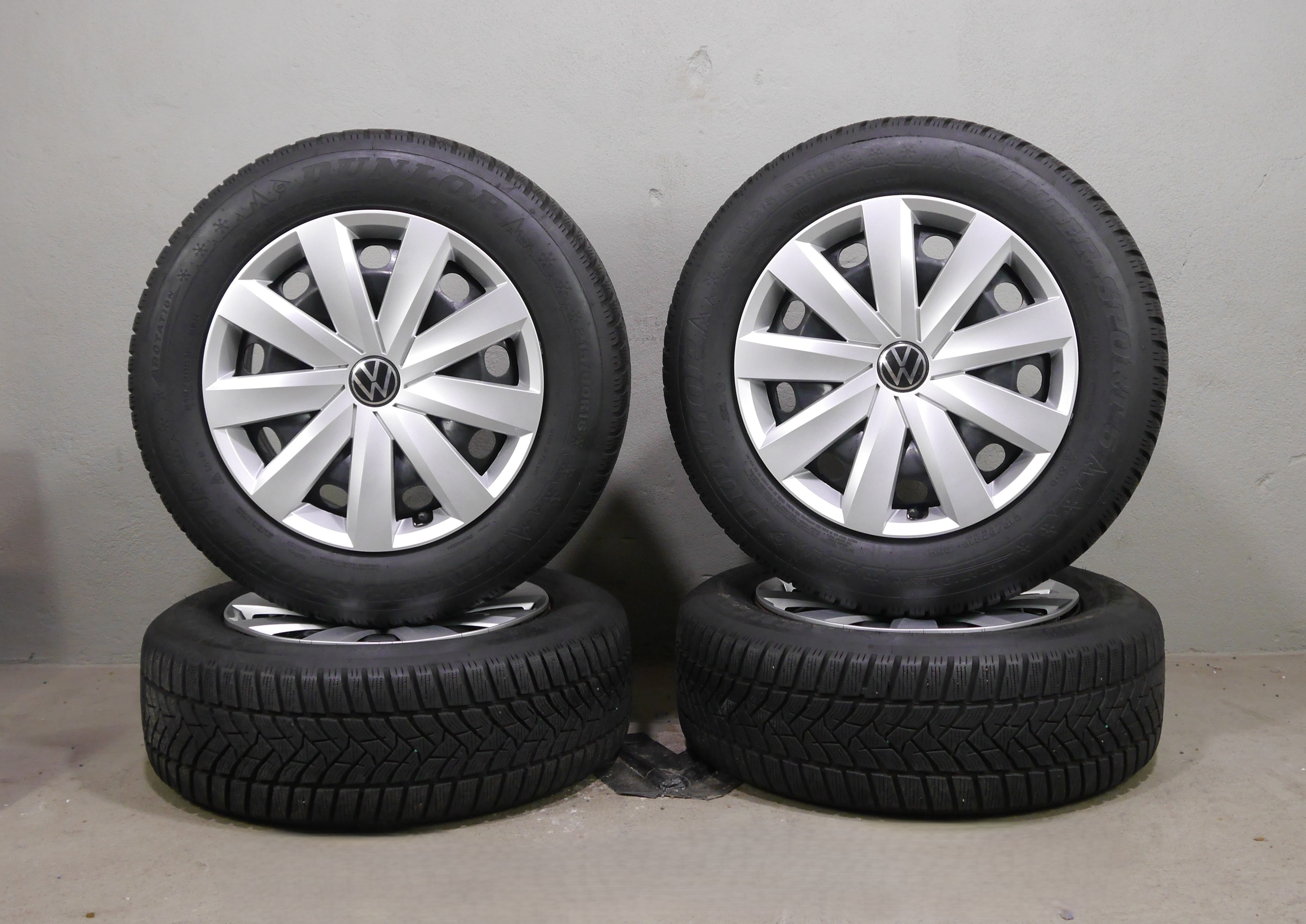 VW Passat  Stahlradsatz – Winter 215/60 R16 95H – 3Q0601027C