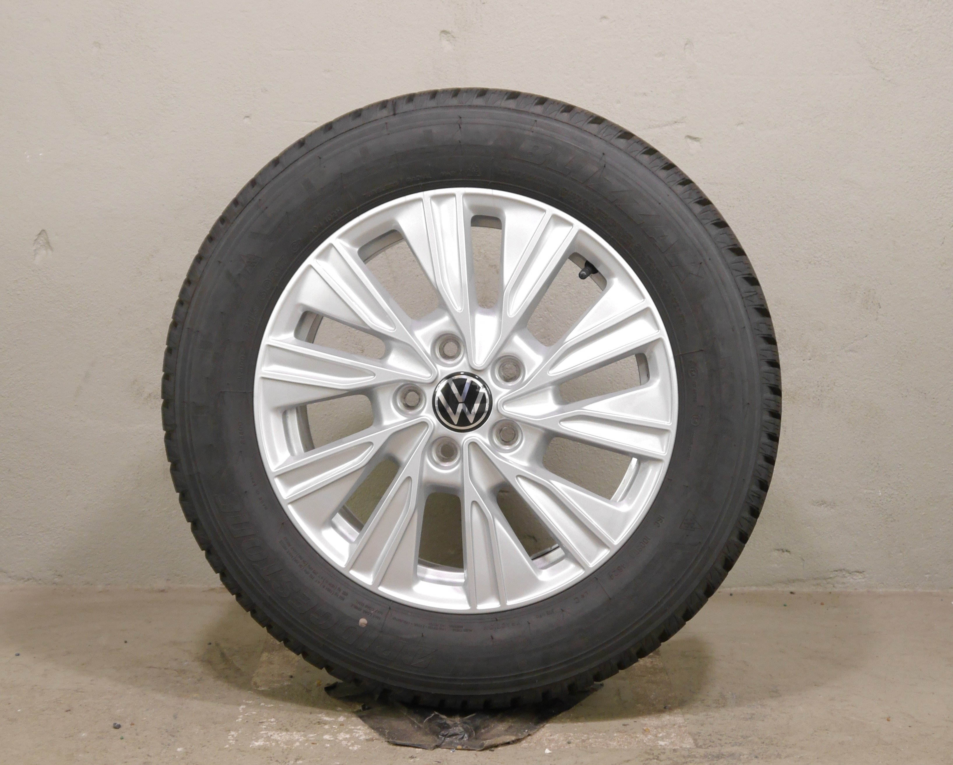 VW T6 California (ST) Aluradsatz – Winter 215/60 R17 104/102H - 7T0601025A