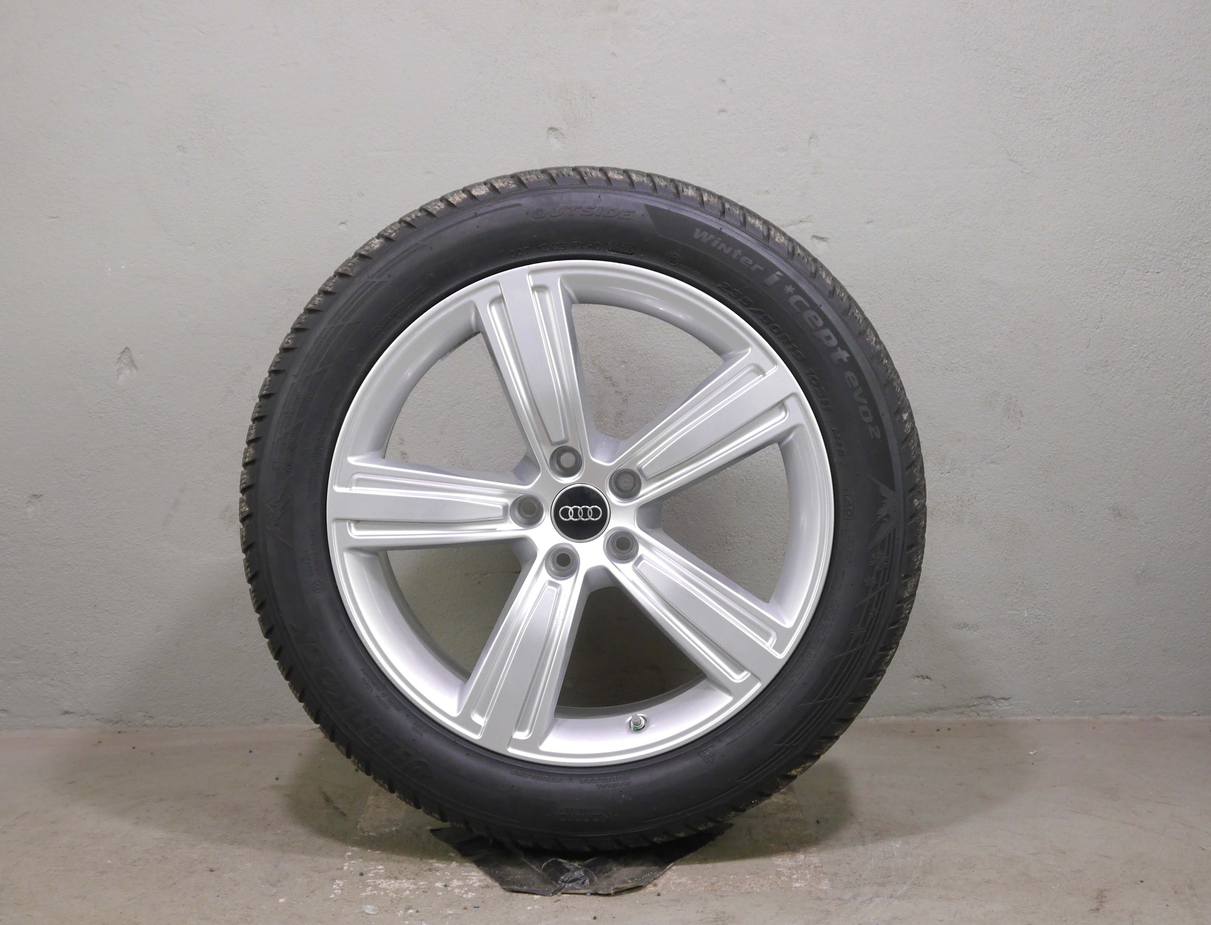 Audi A8 Aluradsatz – Winter 235/50 R19 103H – 4N0601025J