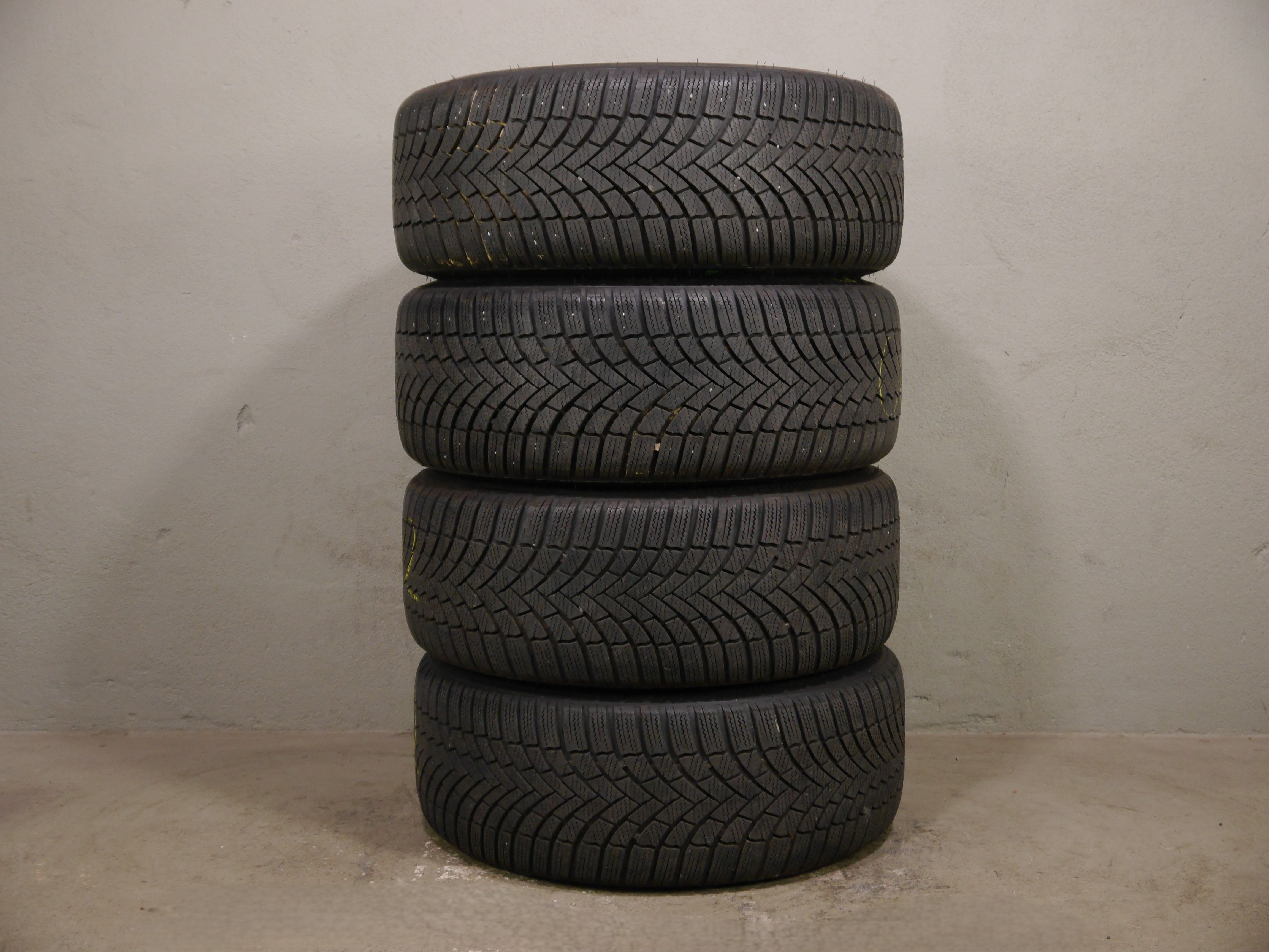 Audi A3/S3 Sportback (8Y) Aluradsatz – Winter 225/40 R18 92V (AO1) – 8Y0601025CE