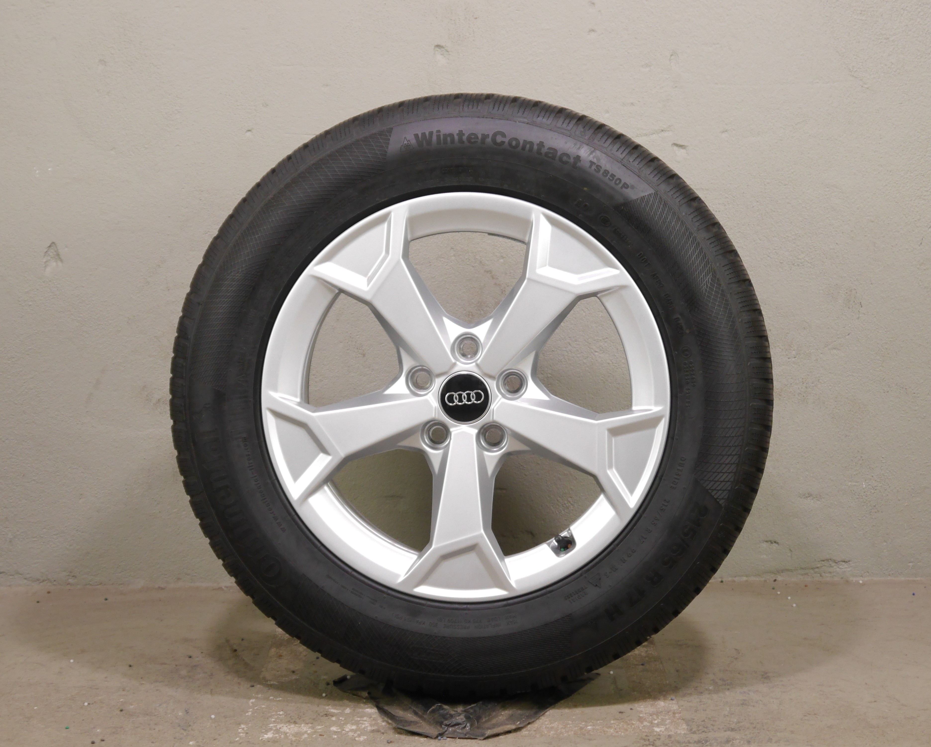 Audi Q3 Aluradsatz – Winter 215/65 R17 99H (AO) – 83A601025AL