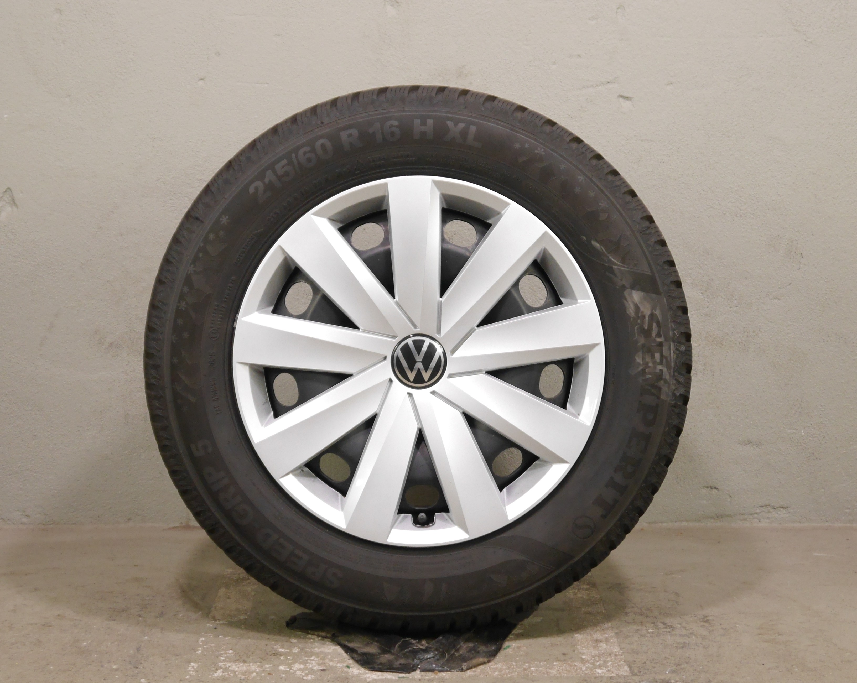 VW Passat (3G) Stahlradsatz – Winter 215/60 R16 99H – 3Q0601027C