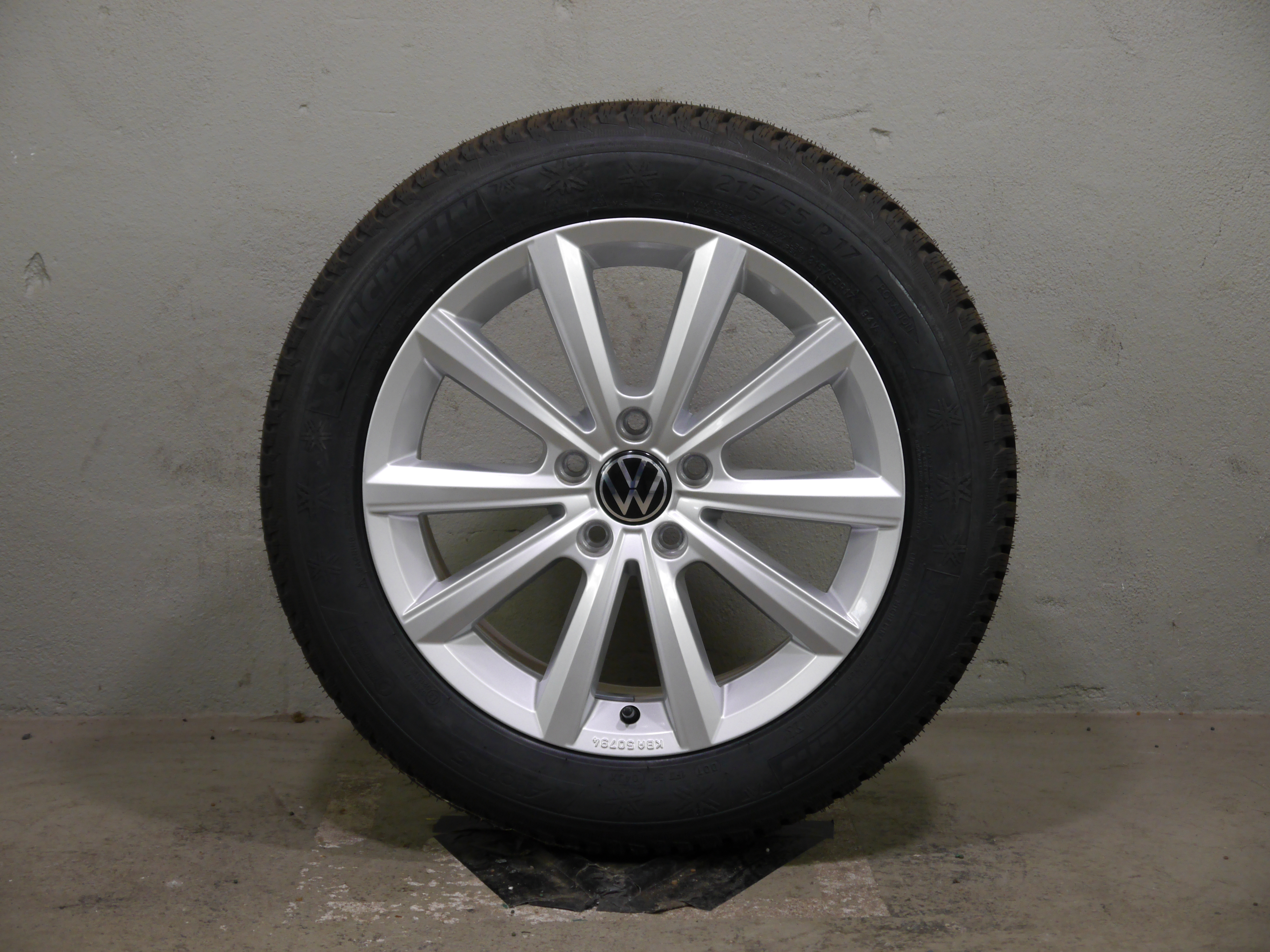 VW T-Roc (A1) Aluradsatz – Winter 215/55 R17 94V – 2GA601025M