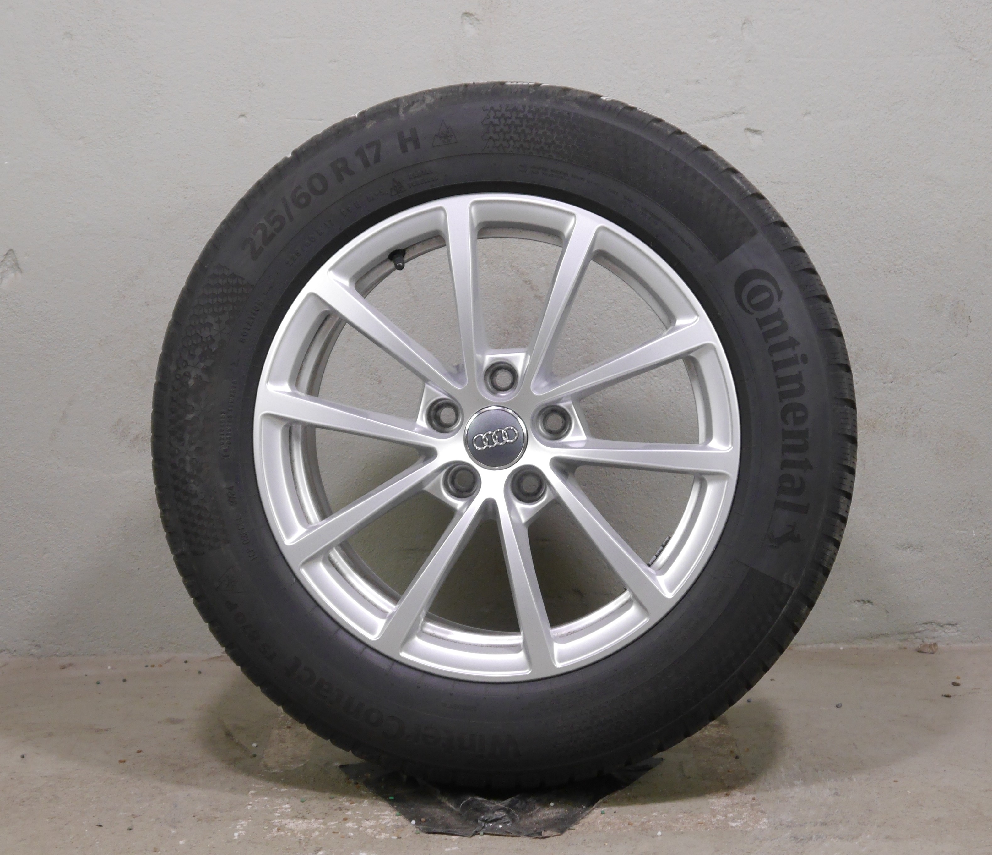 Audi A6 Aluradsatz – Winter 225/60 R17 99H (AO) – 4K0601025-