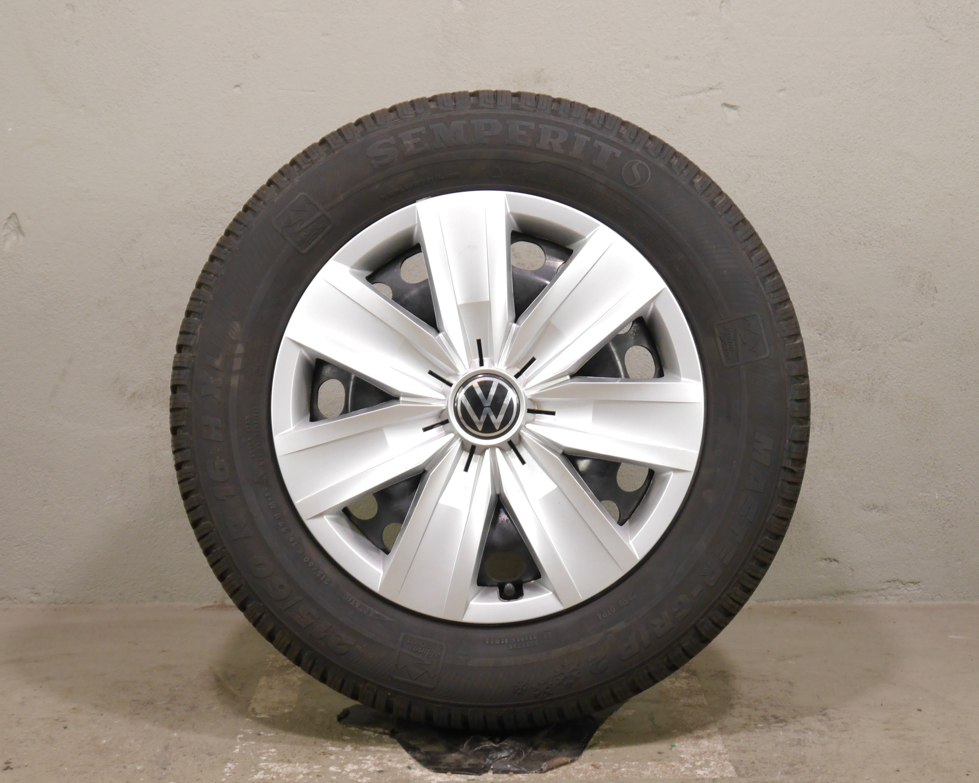 VW Passat Variant CB Stahlradsatz – Winter 215/60 R16 95H – 3Q0601027C