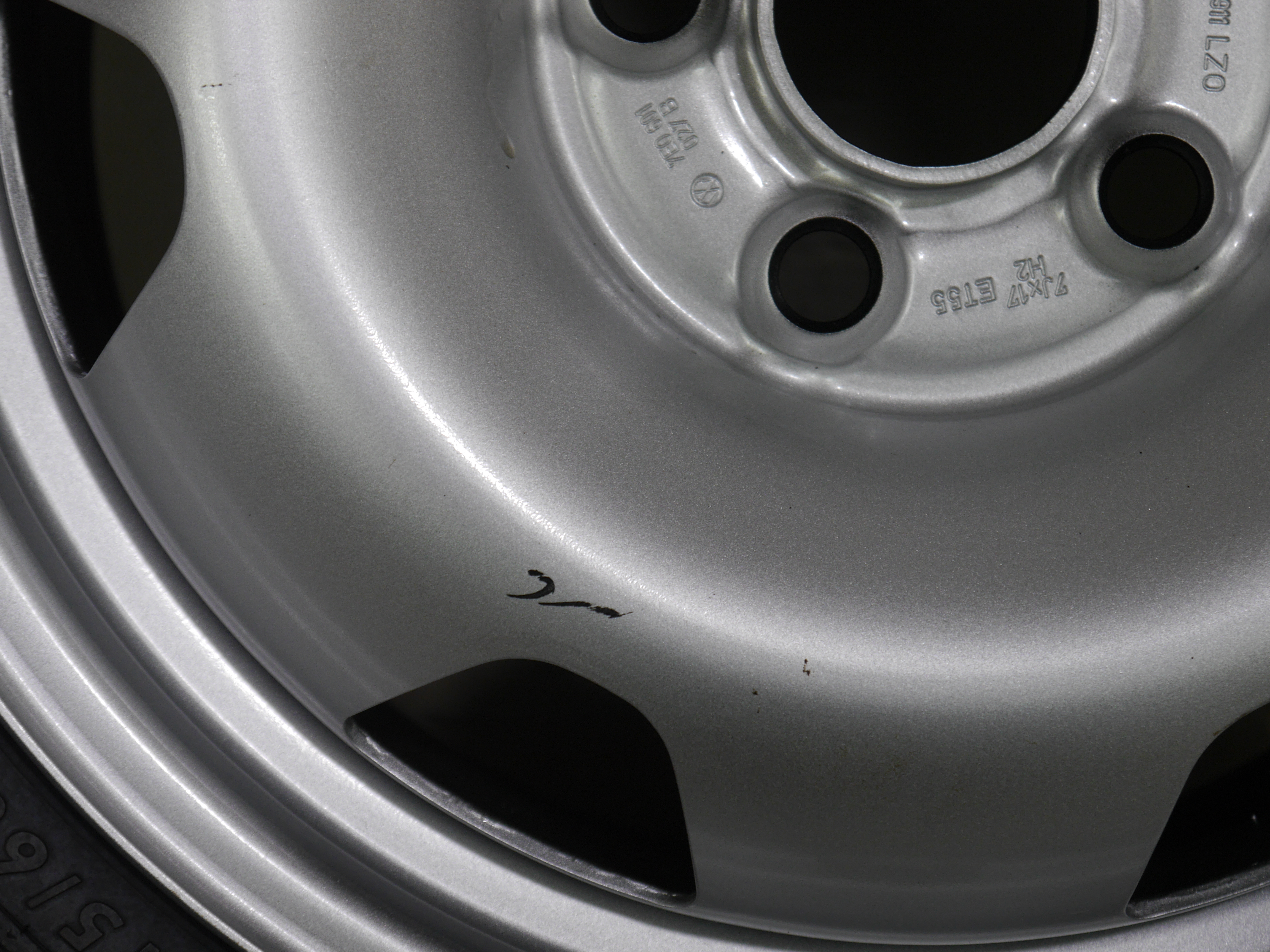 VW T6.1 California Stahlradsatz – Winter 215/60 R17 104/102H - 7E0601027B
