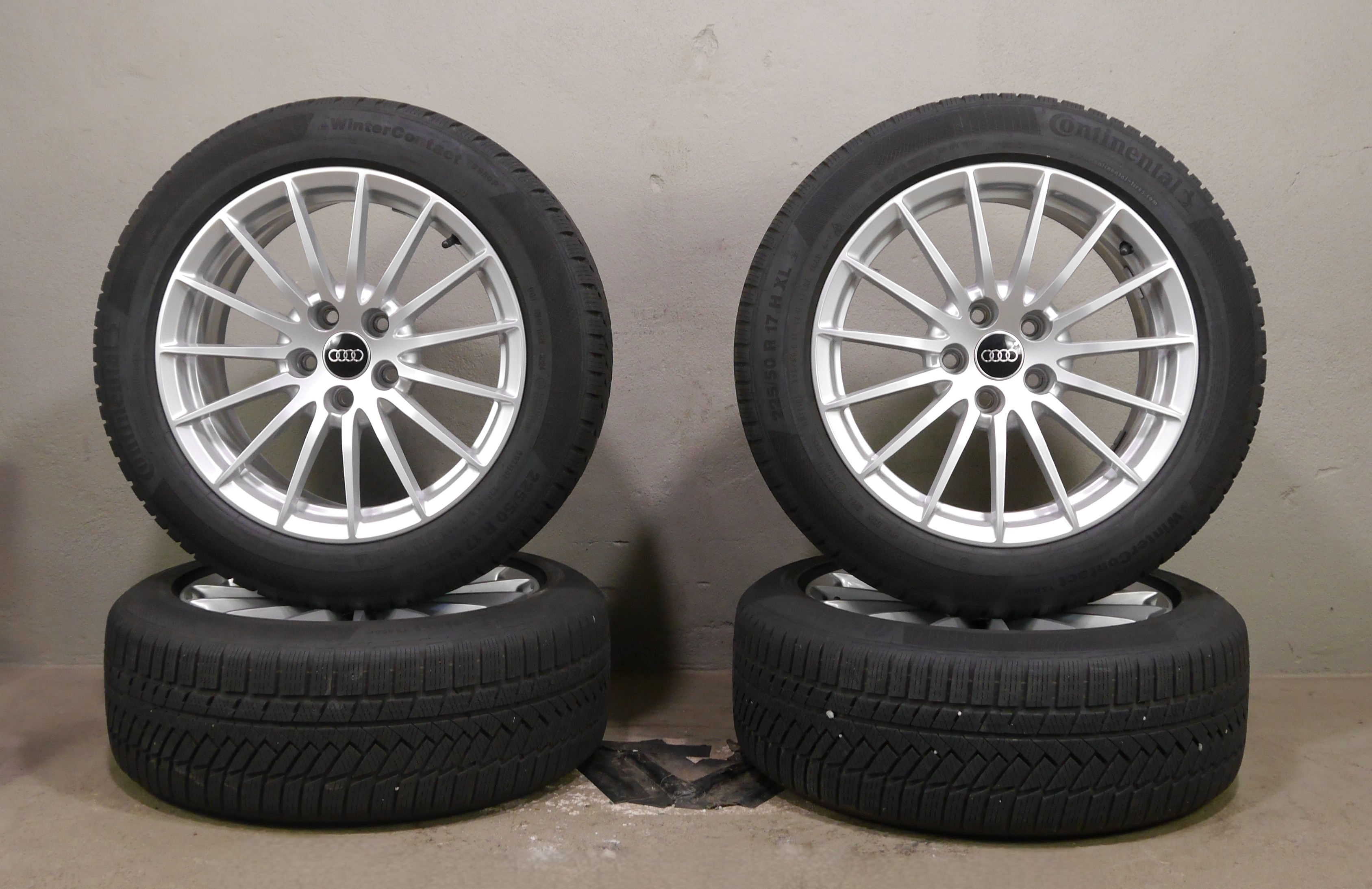 Audi A5 Sportback Aluradsatz – Winter 225/50 R17 98H –8W0601025AE