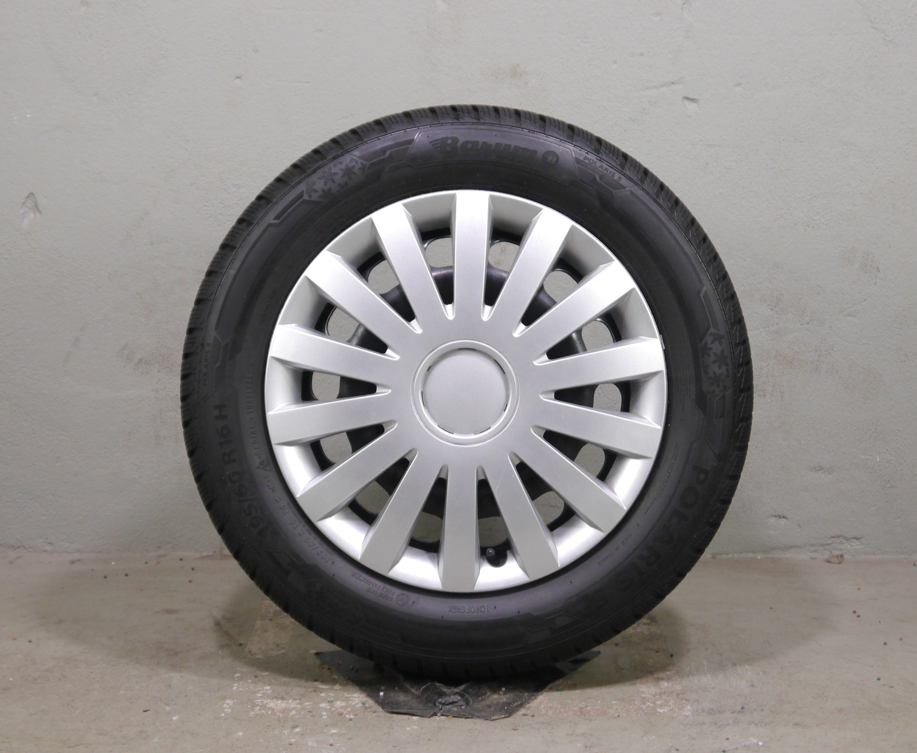 Seat Arona Stahlradsatz – Winter 195/60 R16 89H – KBA44552